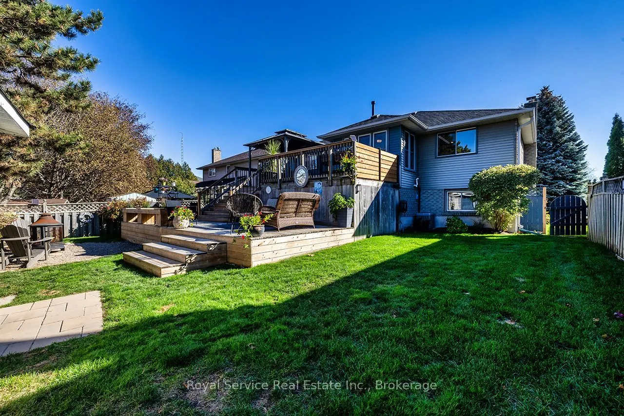 102 Foxhunt Trail