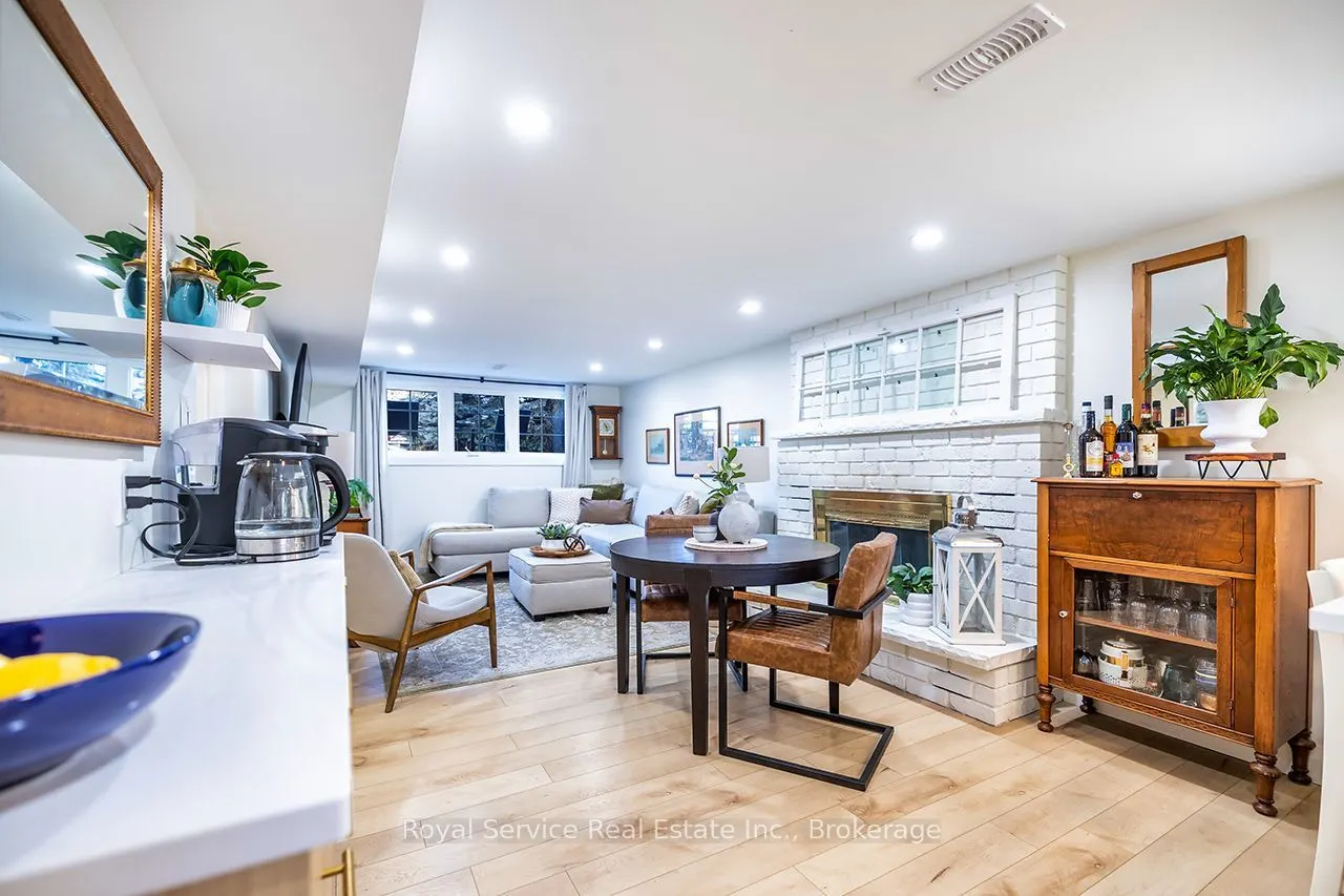 102 Foxhunt Trail