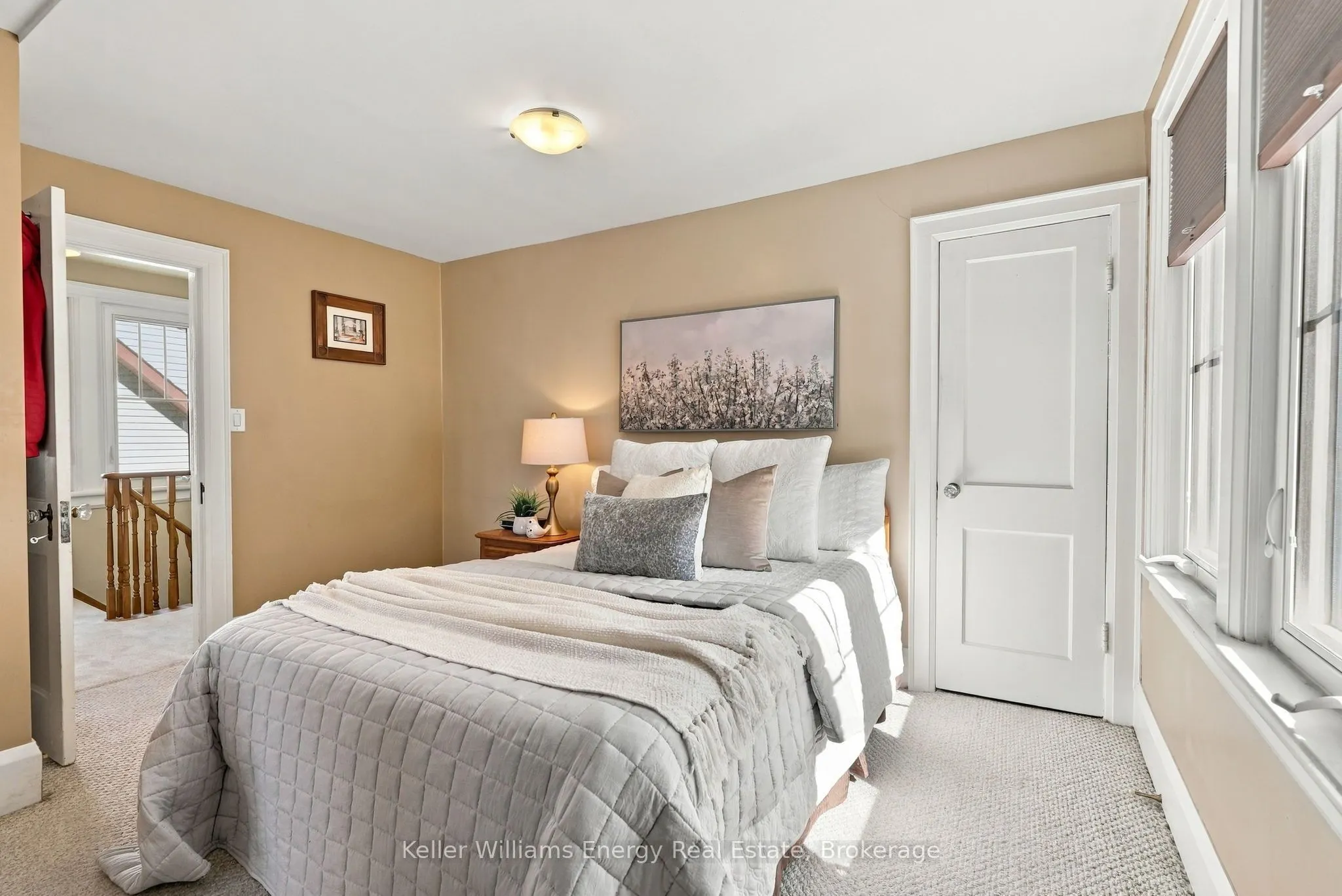 256 Grooms Avenue