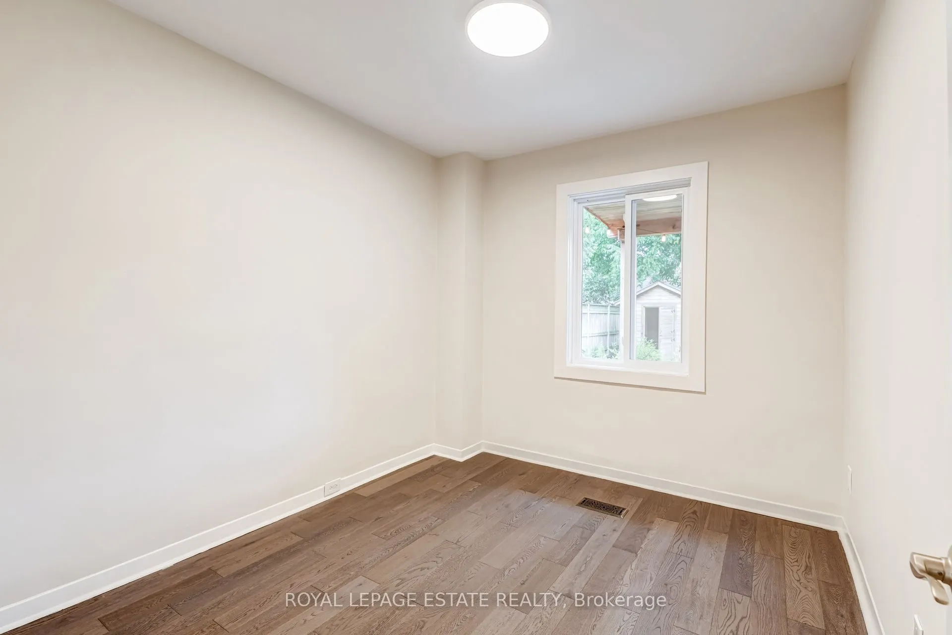 12 Norlong Boulevard