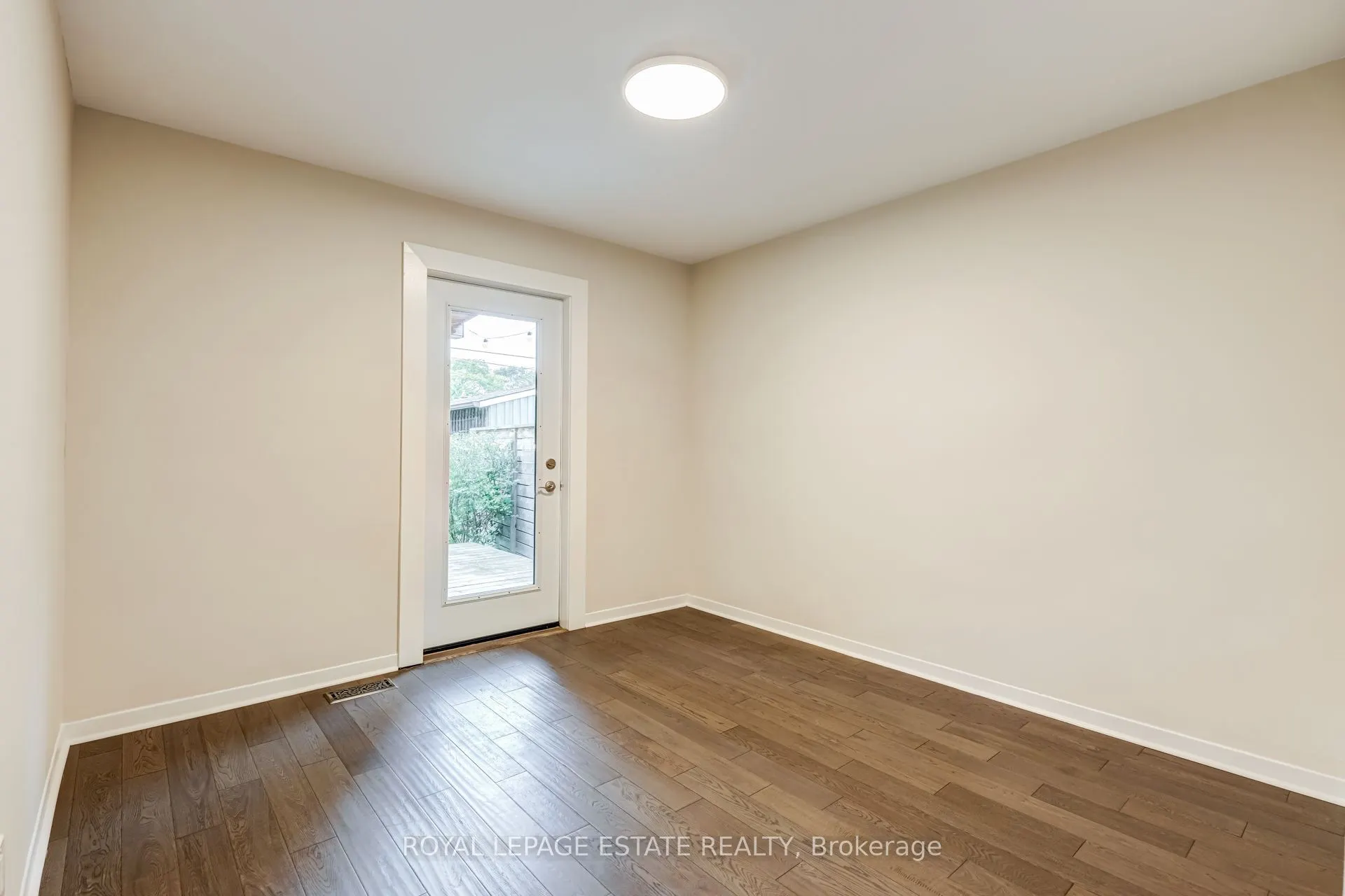 12 Norlong Boulevard