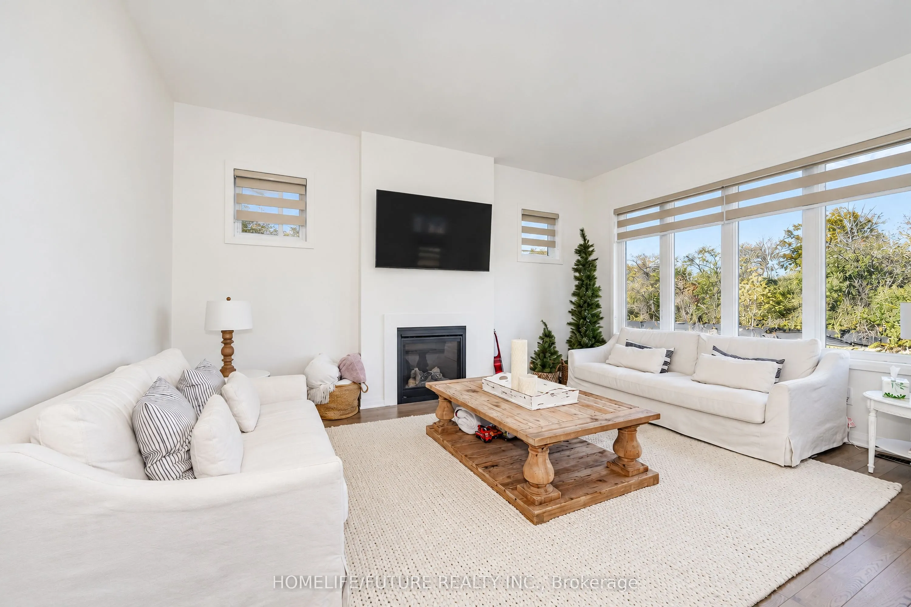 117 Deer Ridge Crescent