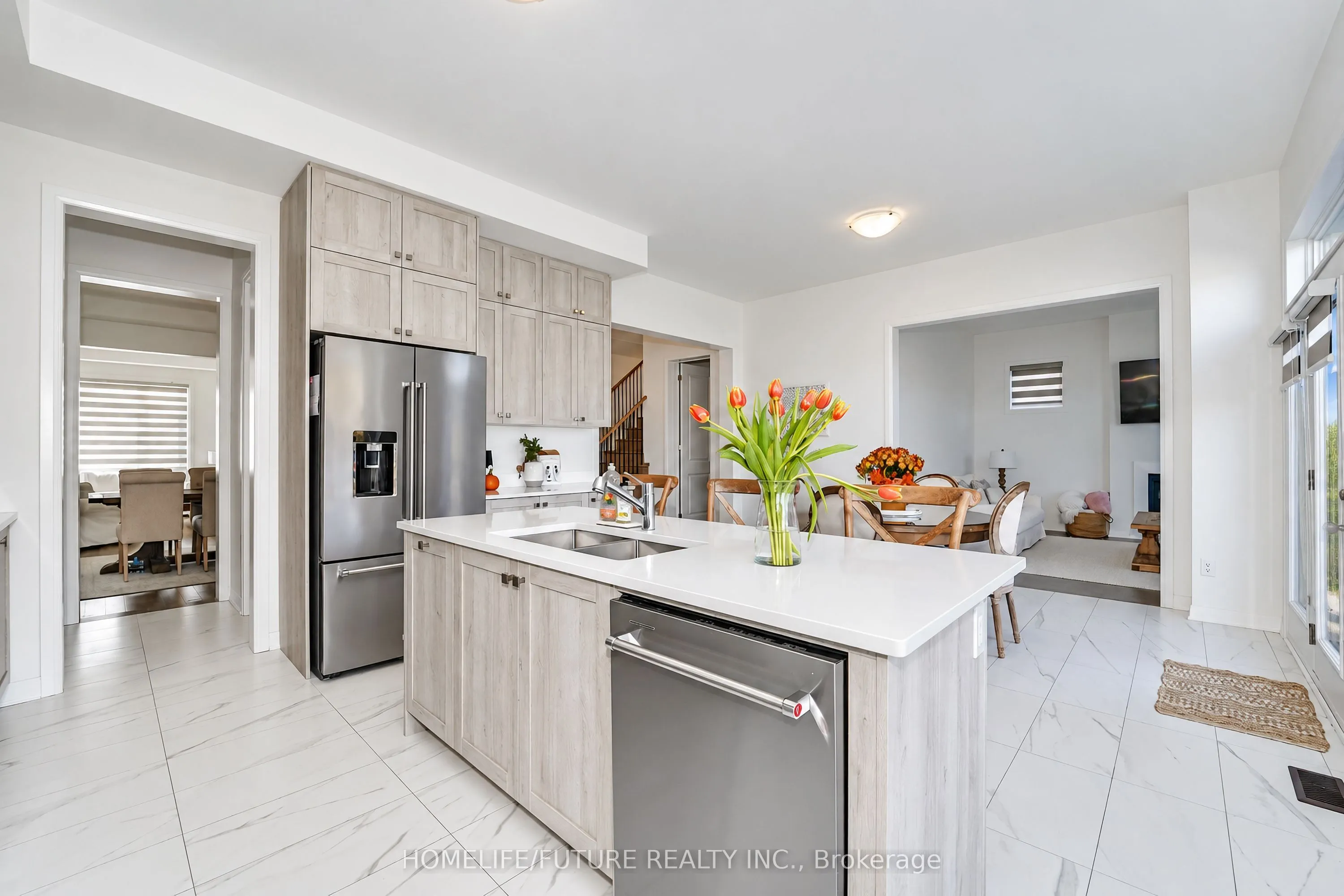 117 Deer Ridge Crescent