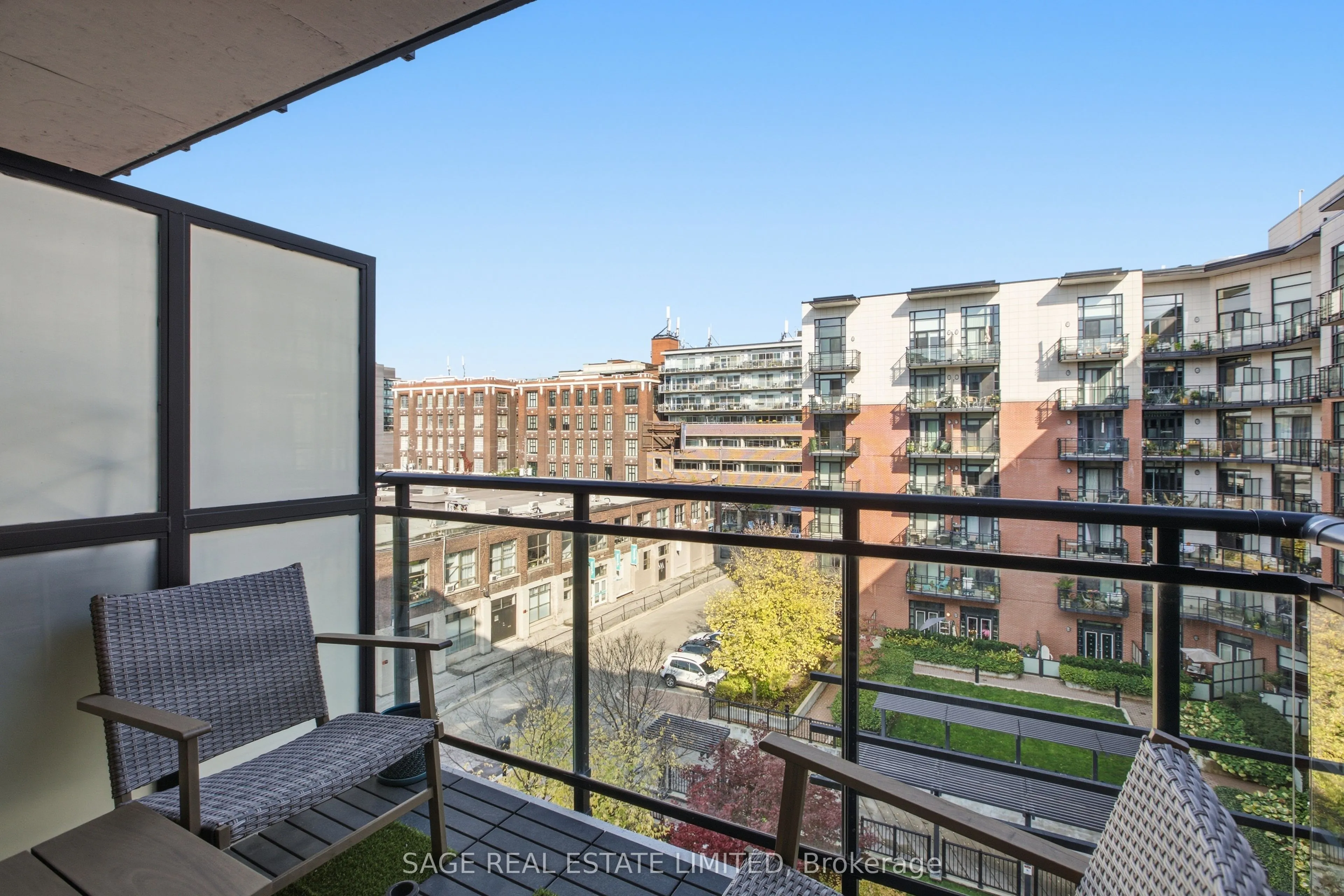 88 Colgate Avenue #533