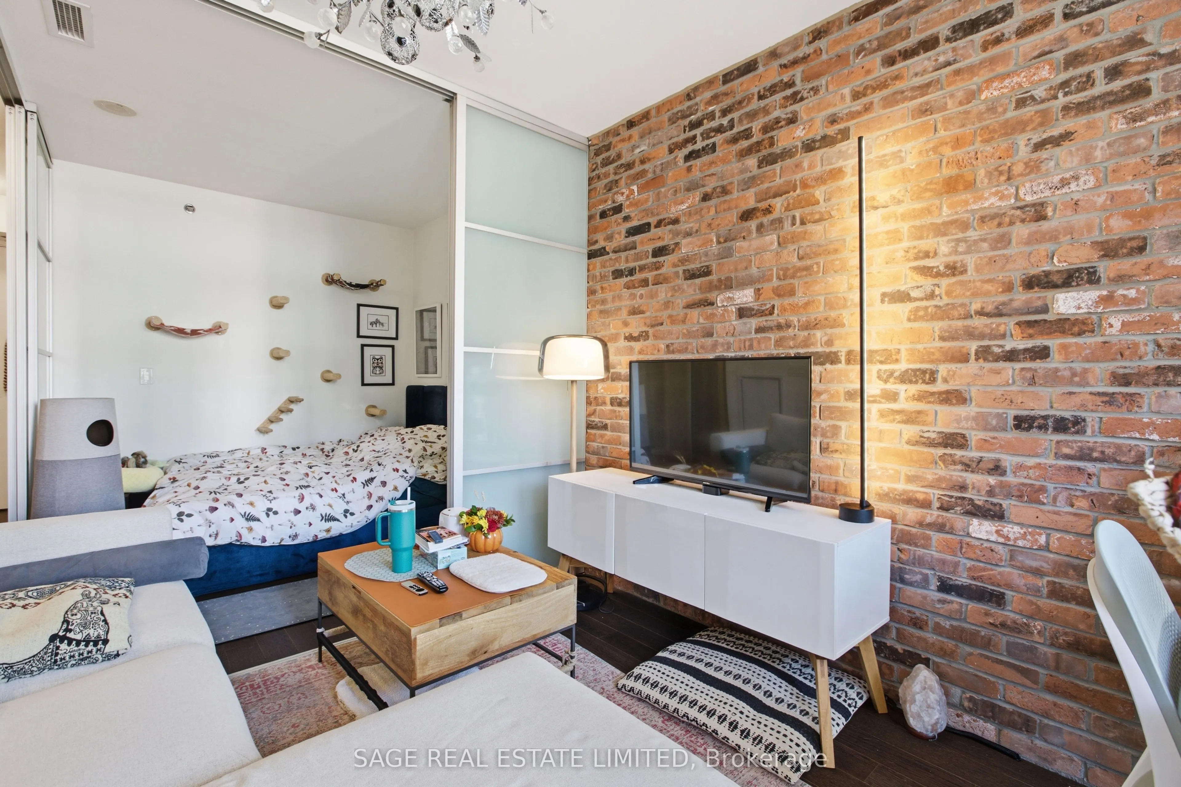 88 Colgate Avenue #533