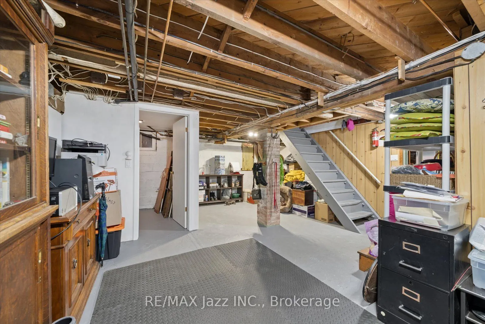 621 Masson Street