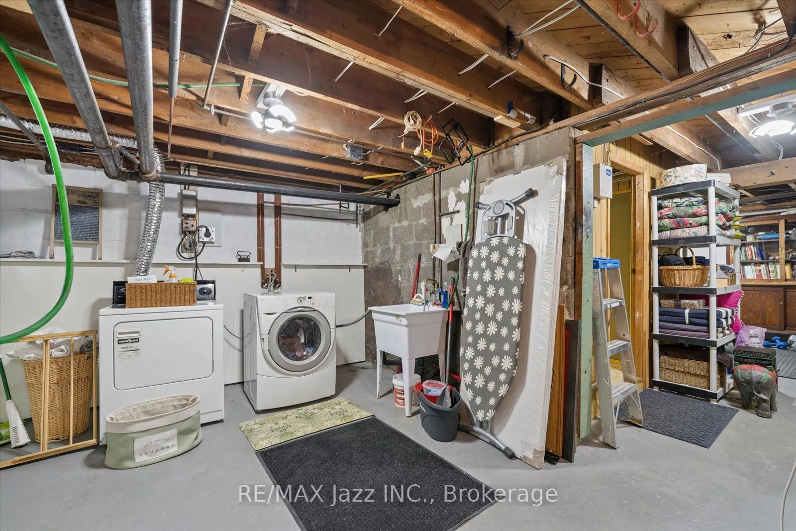 621 Masson Street