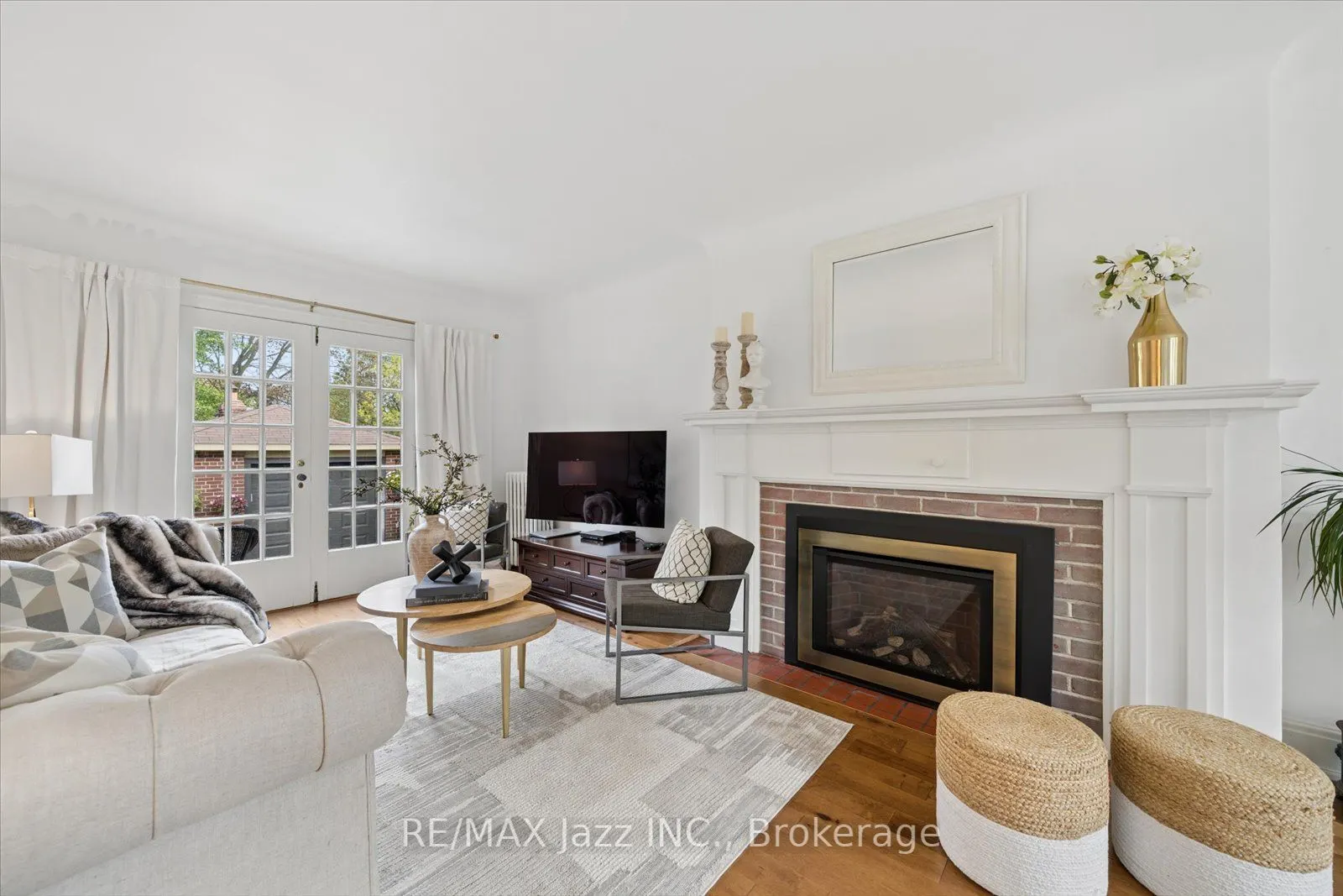 621 Masson Street
