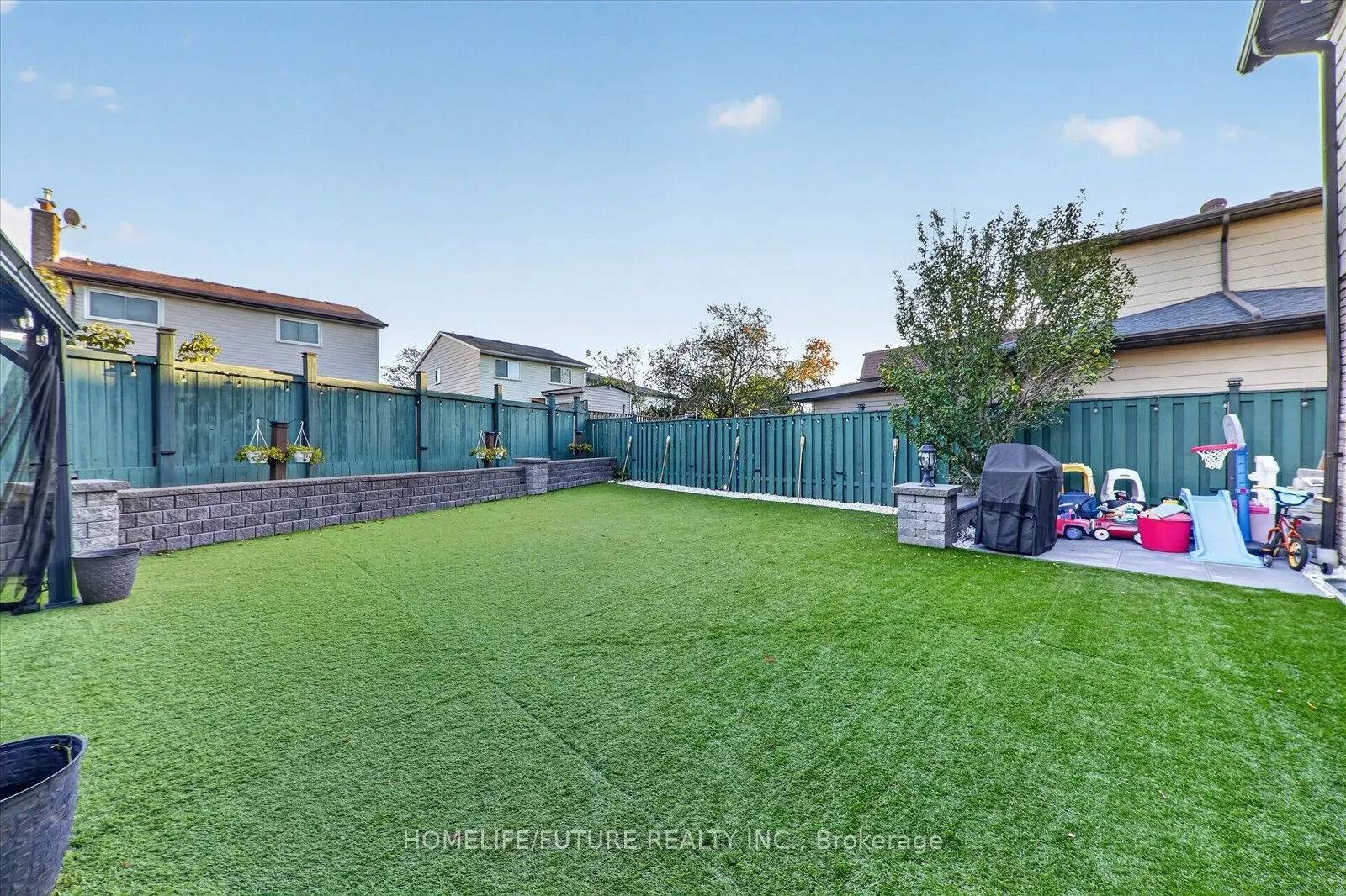 1569 Jaywin Circle
