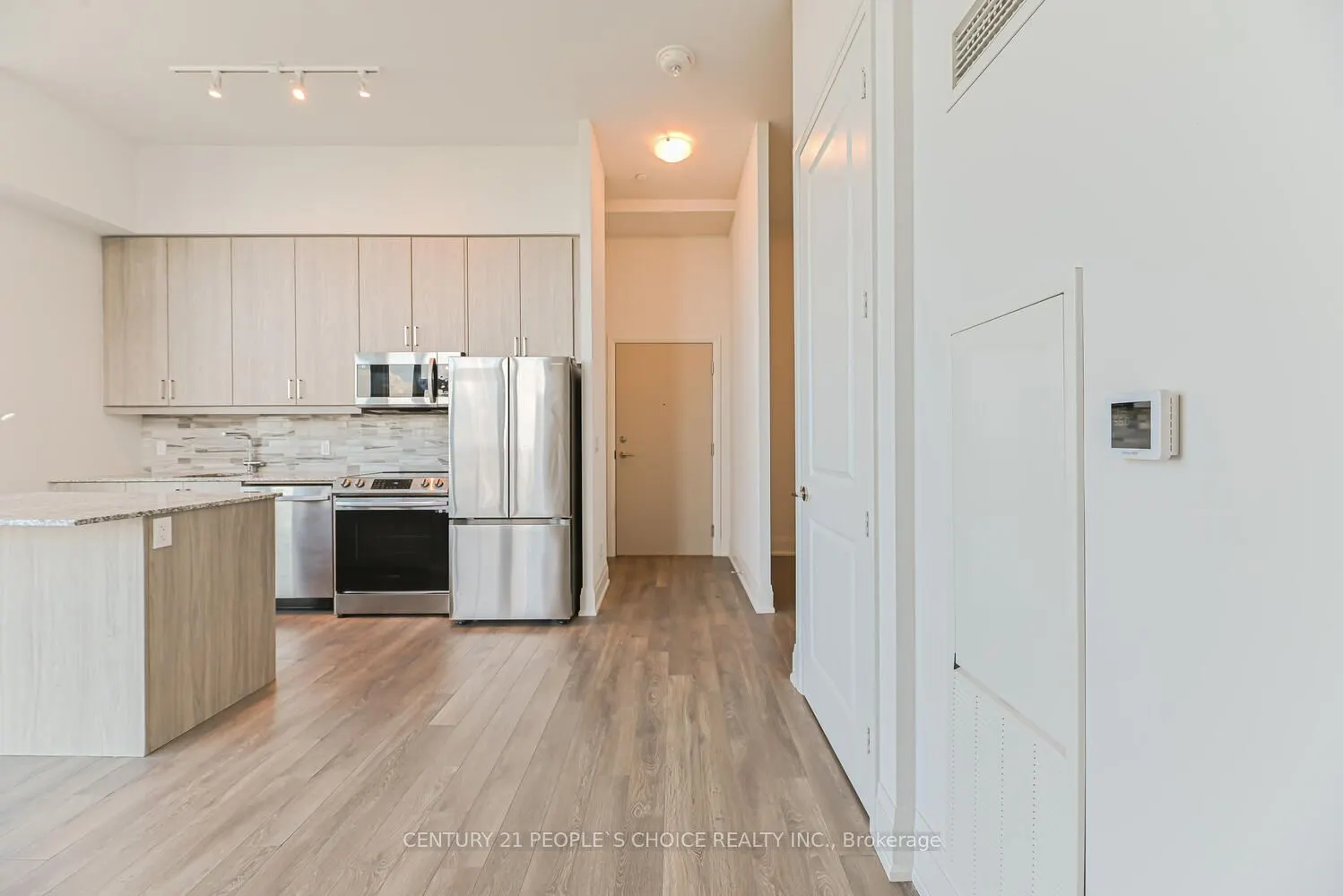 20 Meadowglen Place S #2901