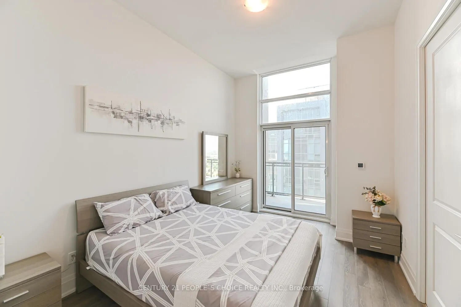 20 Meadowglen Place S #2901