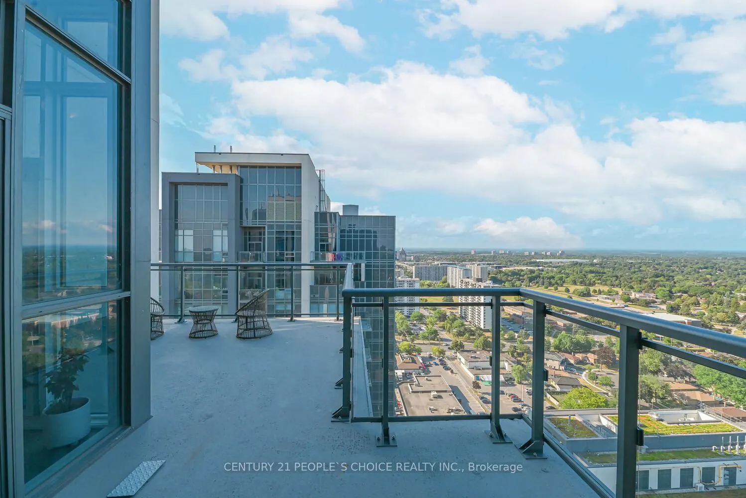 20 Meadowglen Place S #2901
