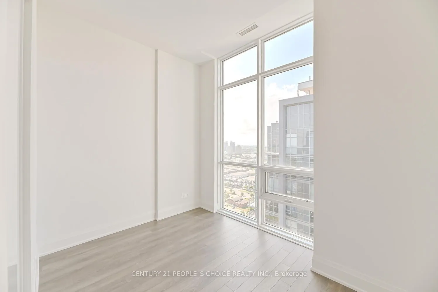 20 Meadowglen Place S #2901