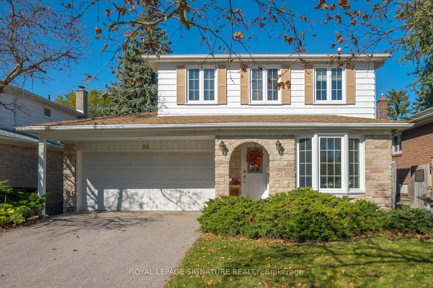 85 Pebblehill Square