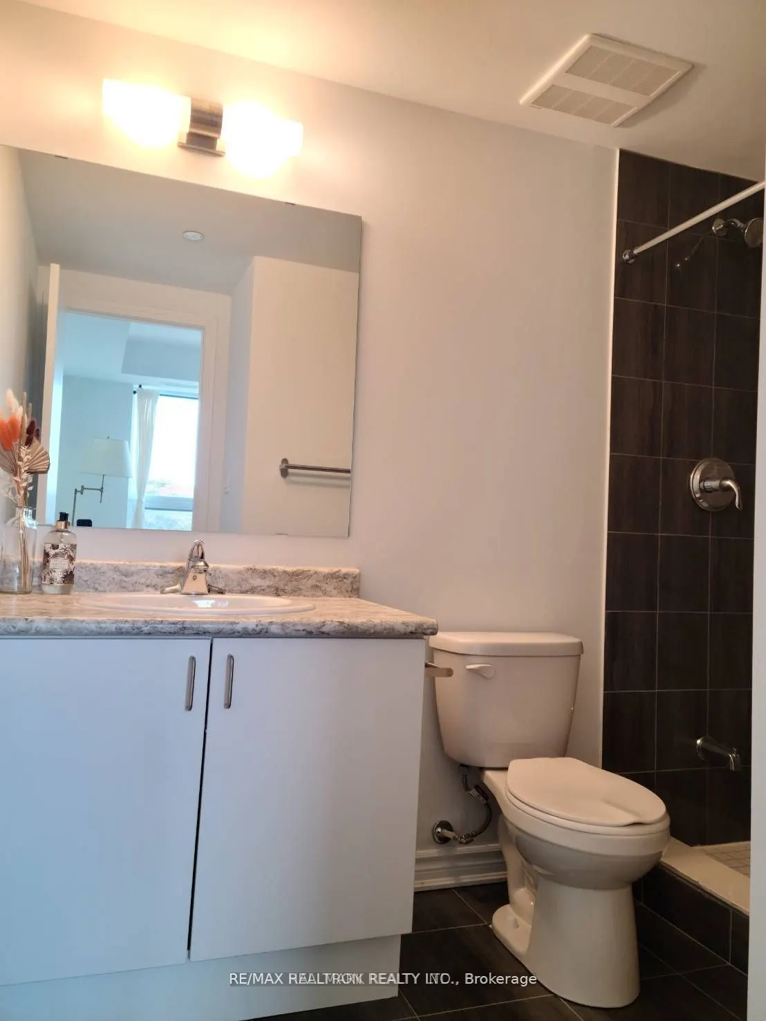 1 Falaise Road #608