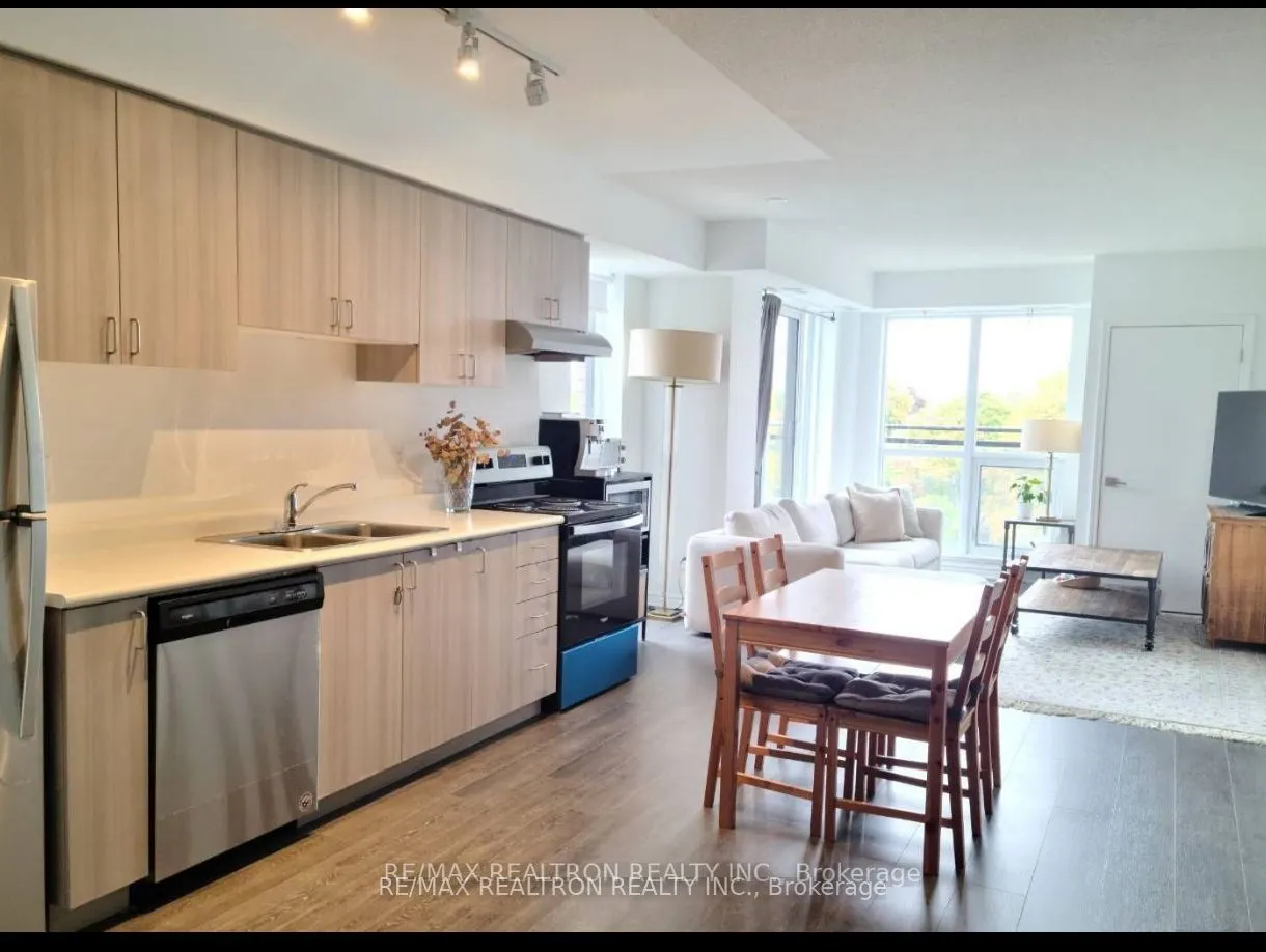 1 Falaise Road #608