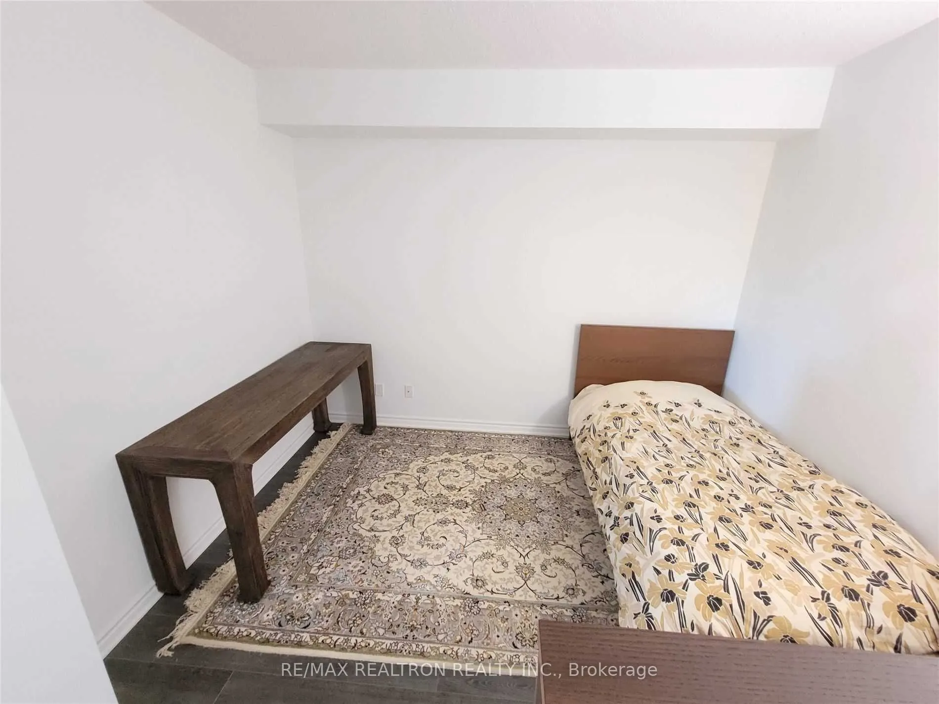 1 Falaise Road #608