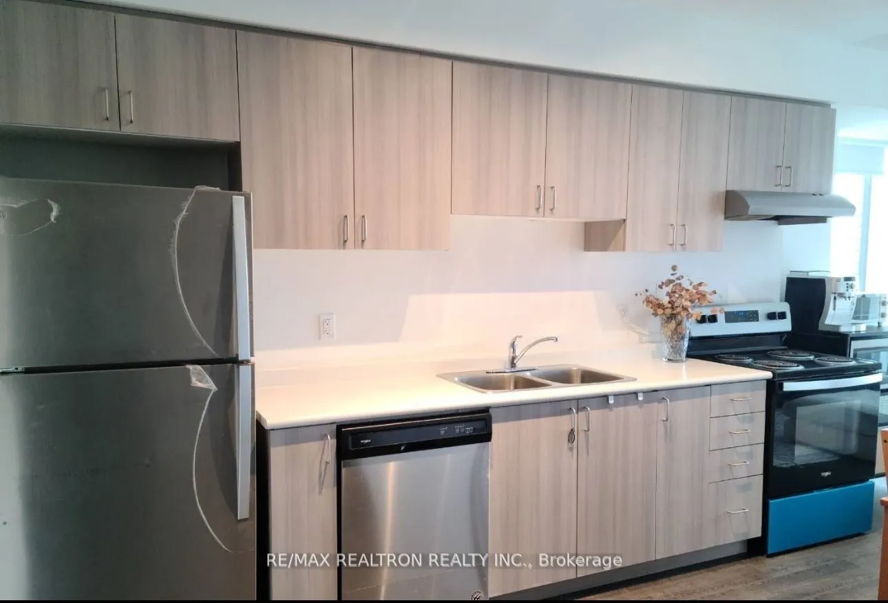 1 Falaise Road #608