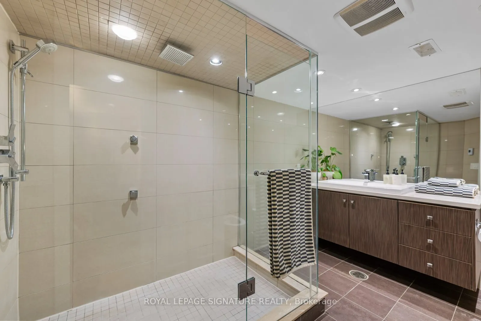 36 Duart Park Road