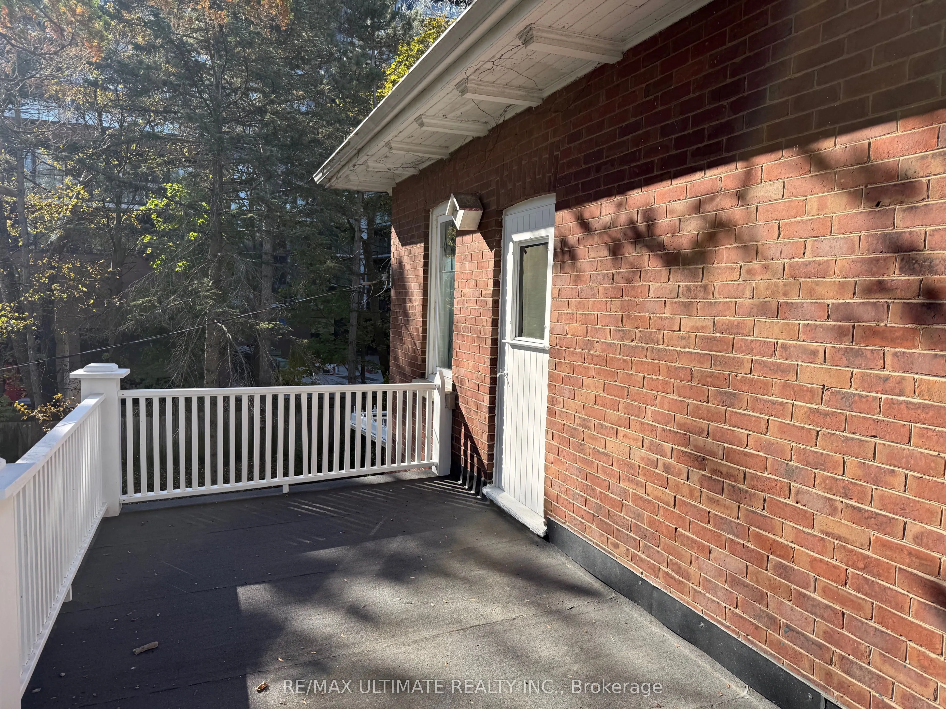 456 Manse Road