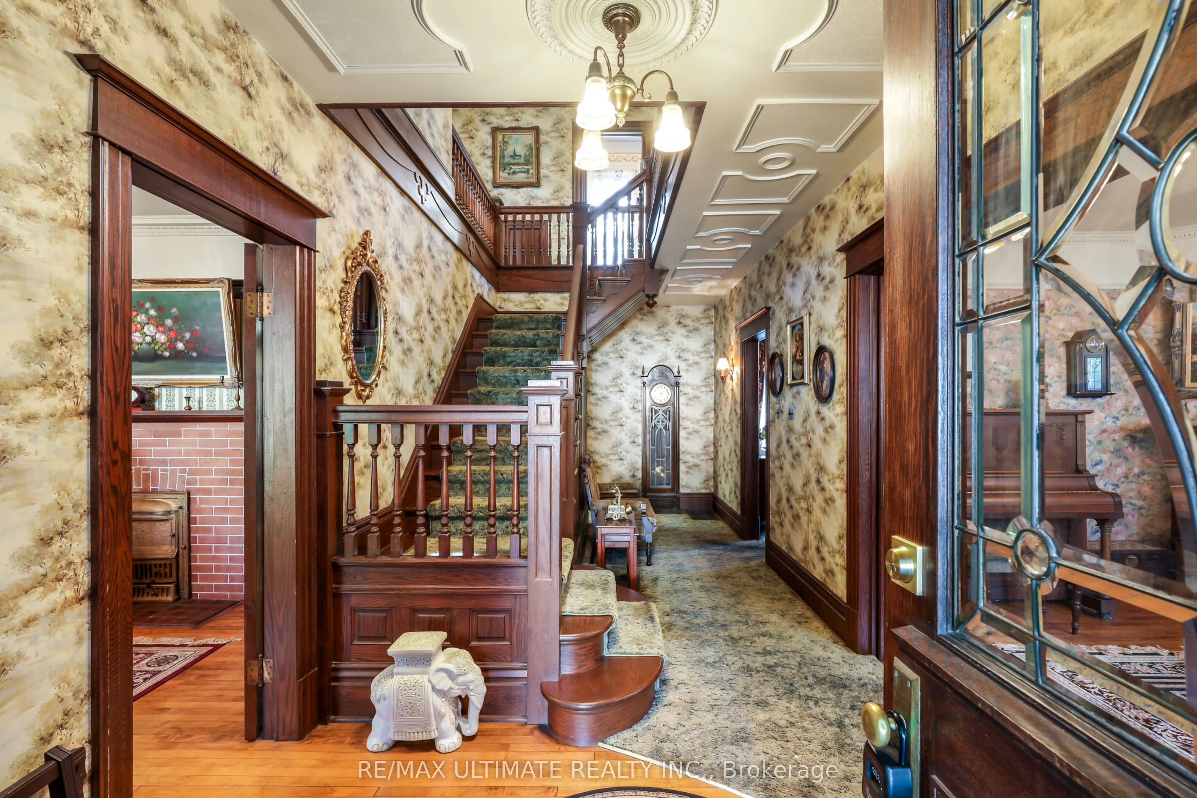 456 Manse Road
