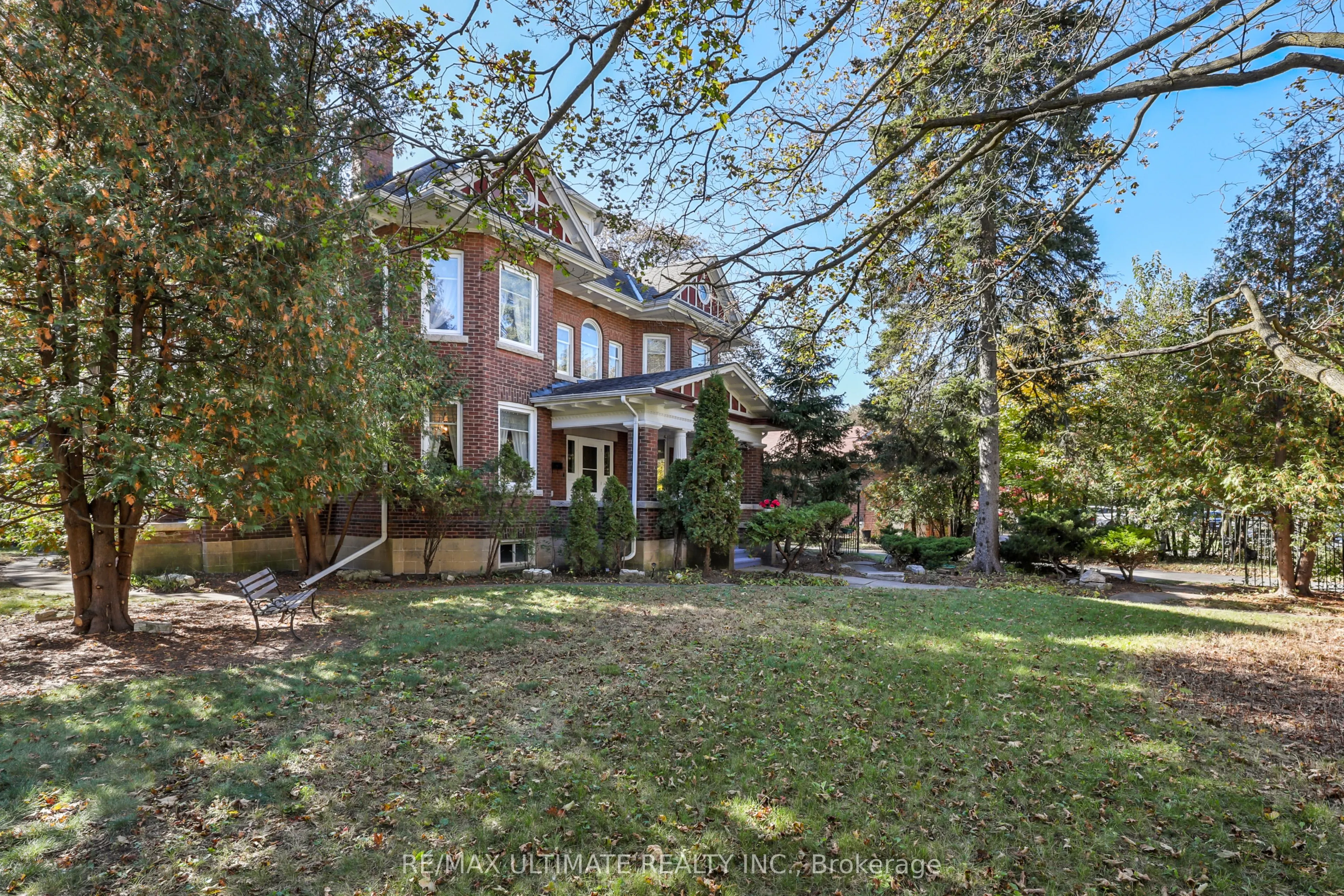 456 Manse Road