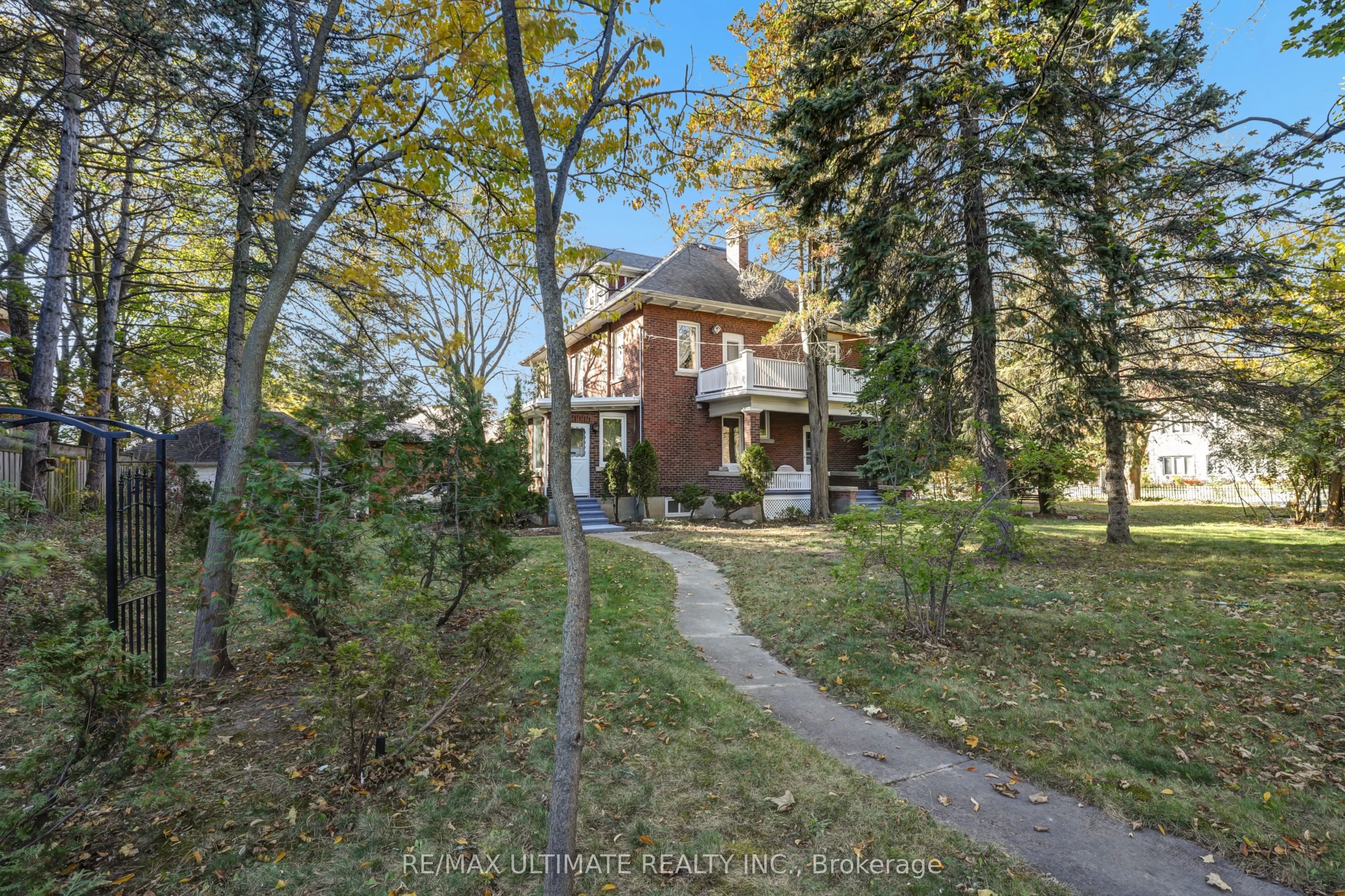 456 Manse Road