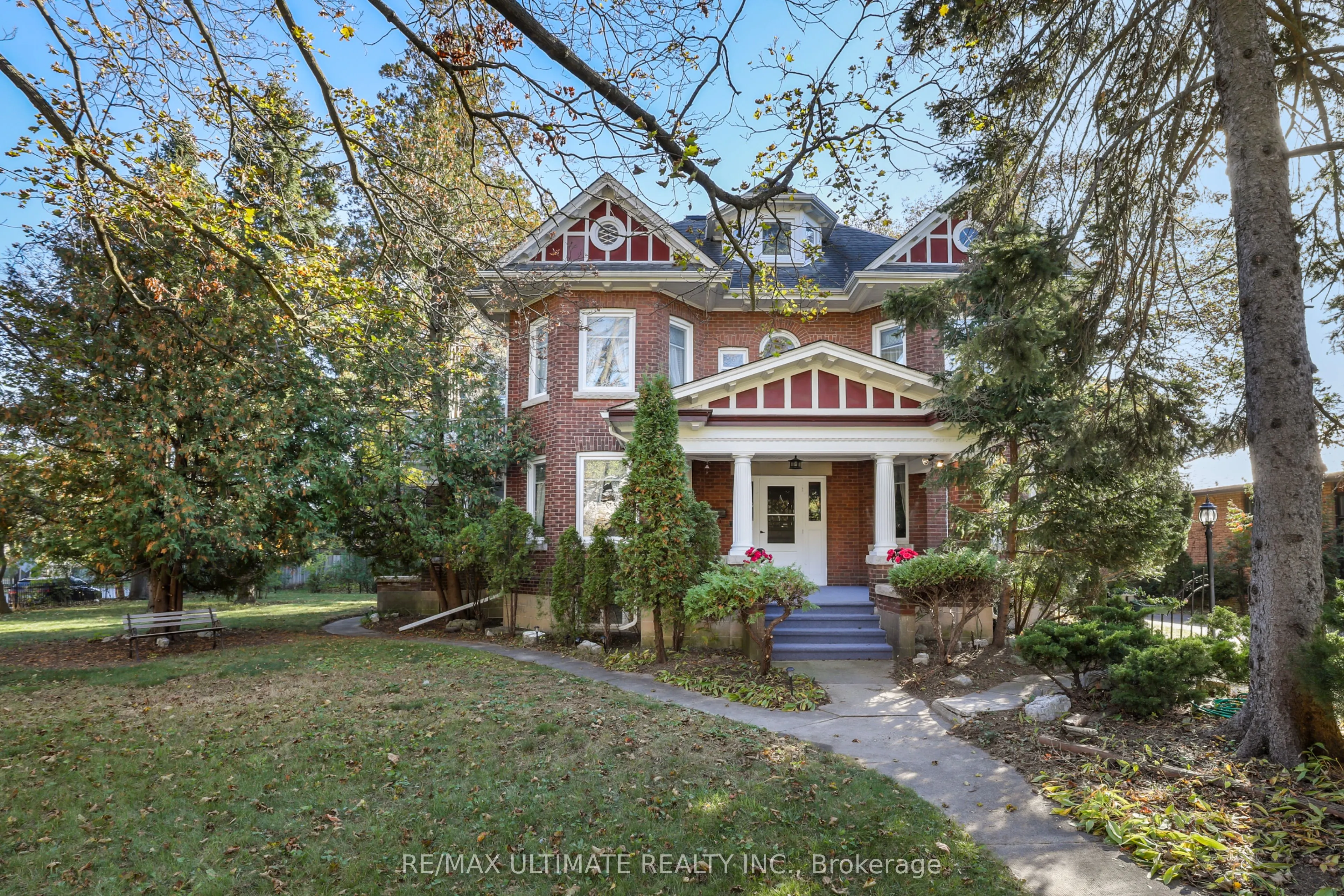 456 Manse Road
