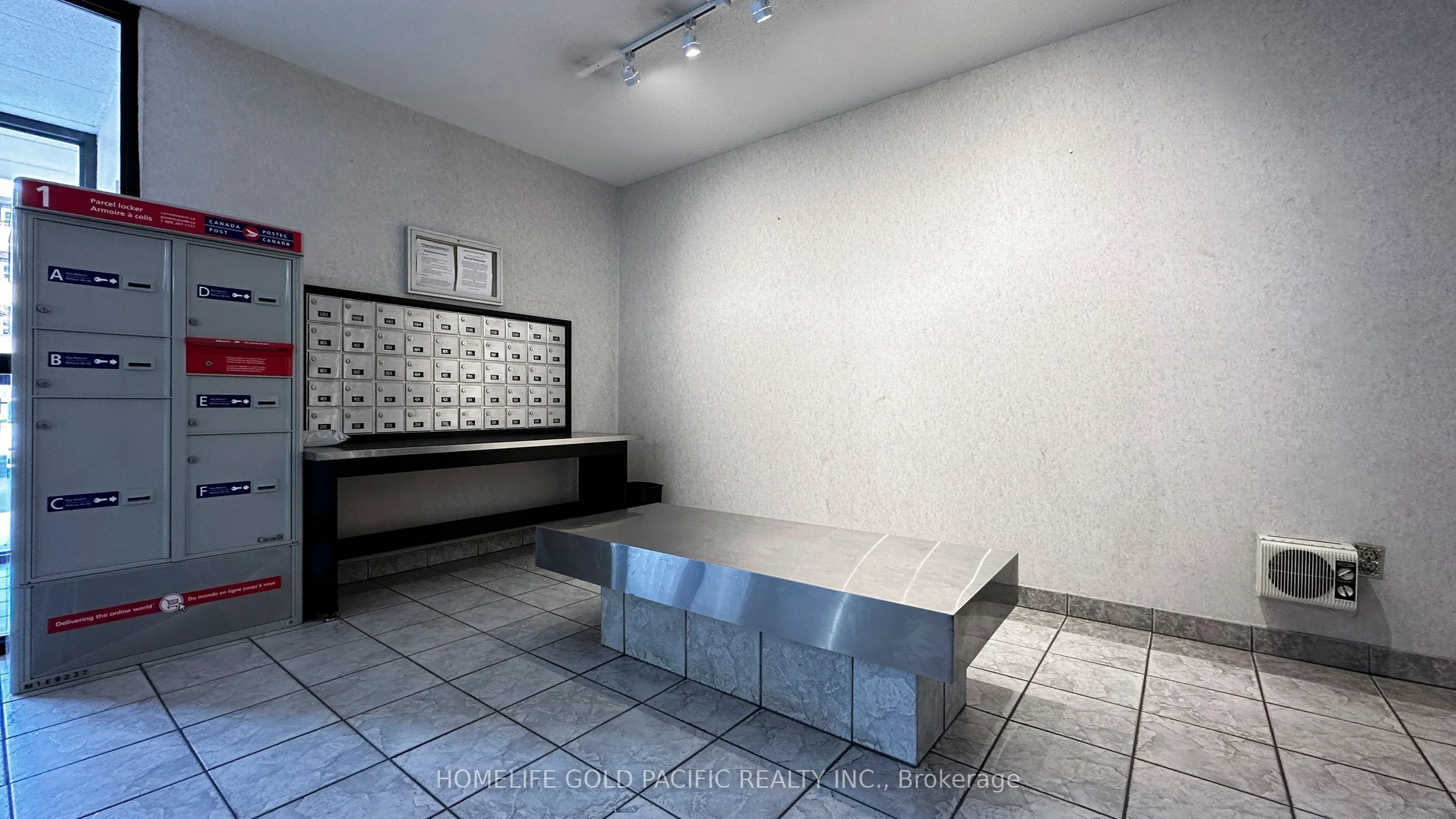207 Galloway Road #403