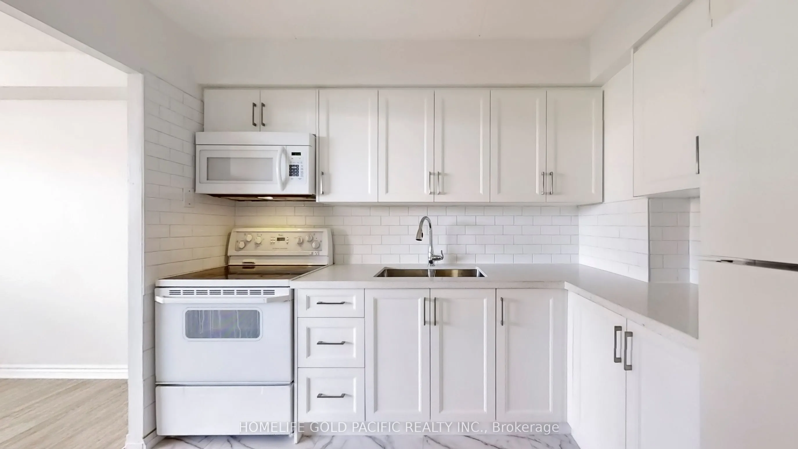 207 Galloway Road #403