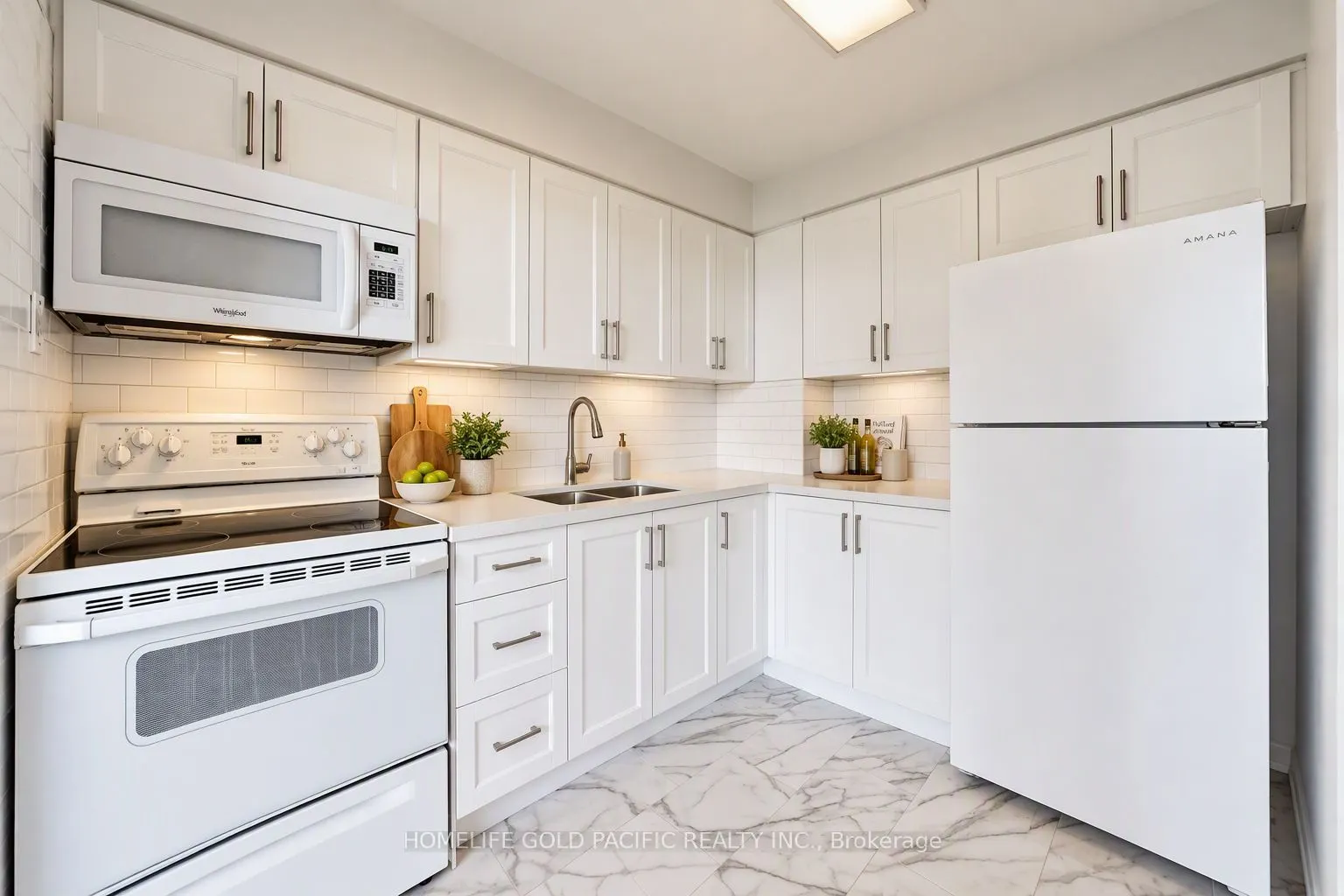 207 Galloway Road #403