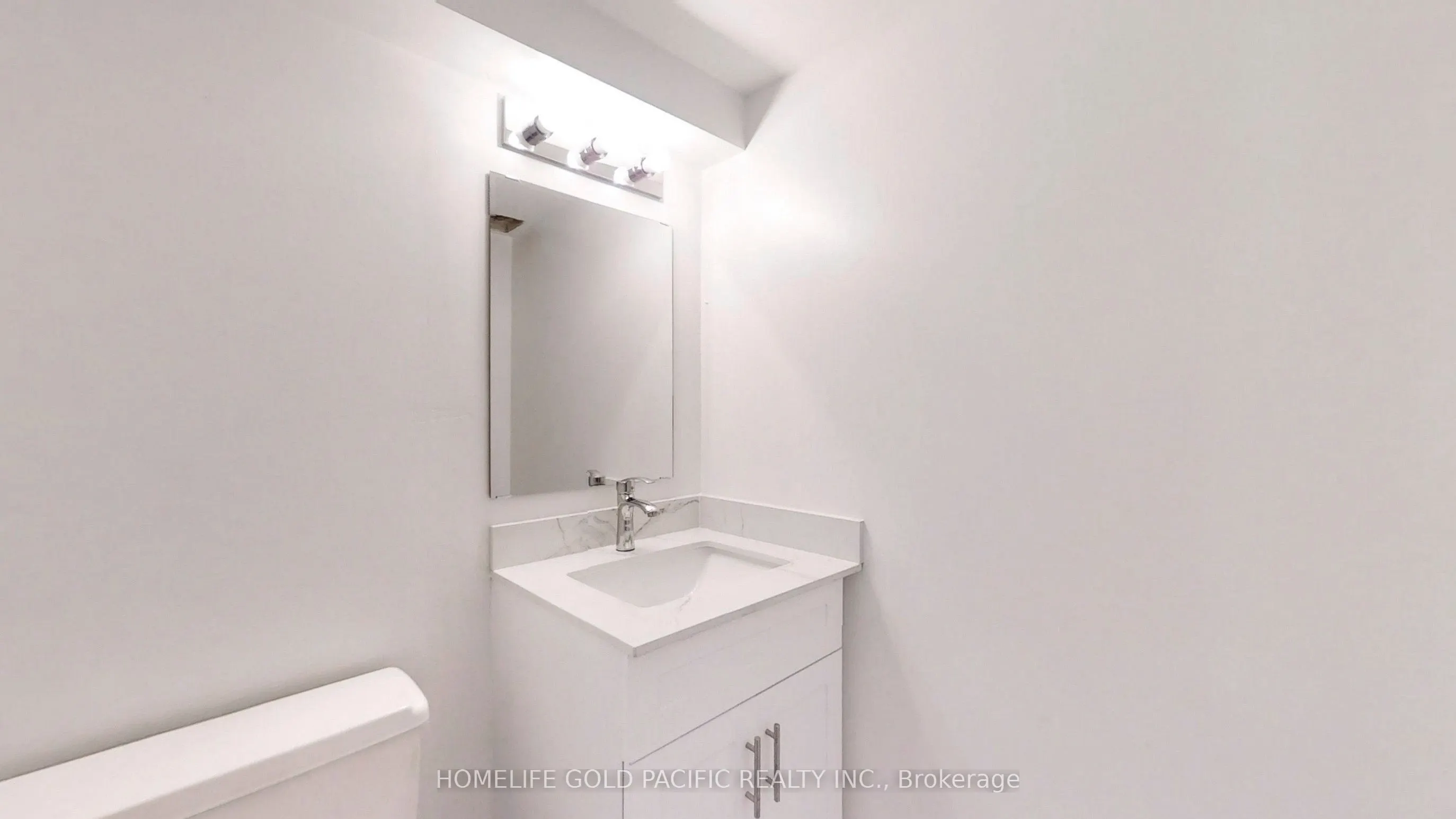 207 Galloway Road #403