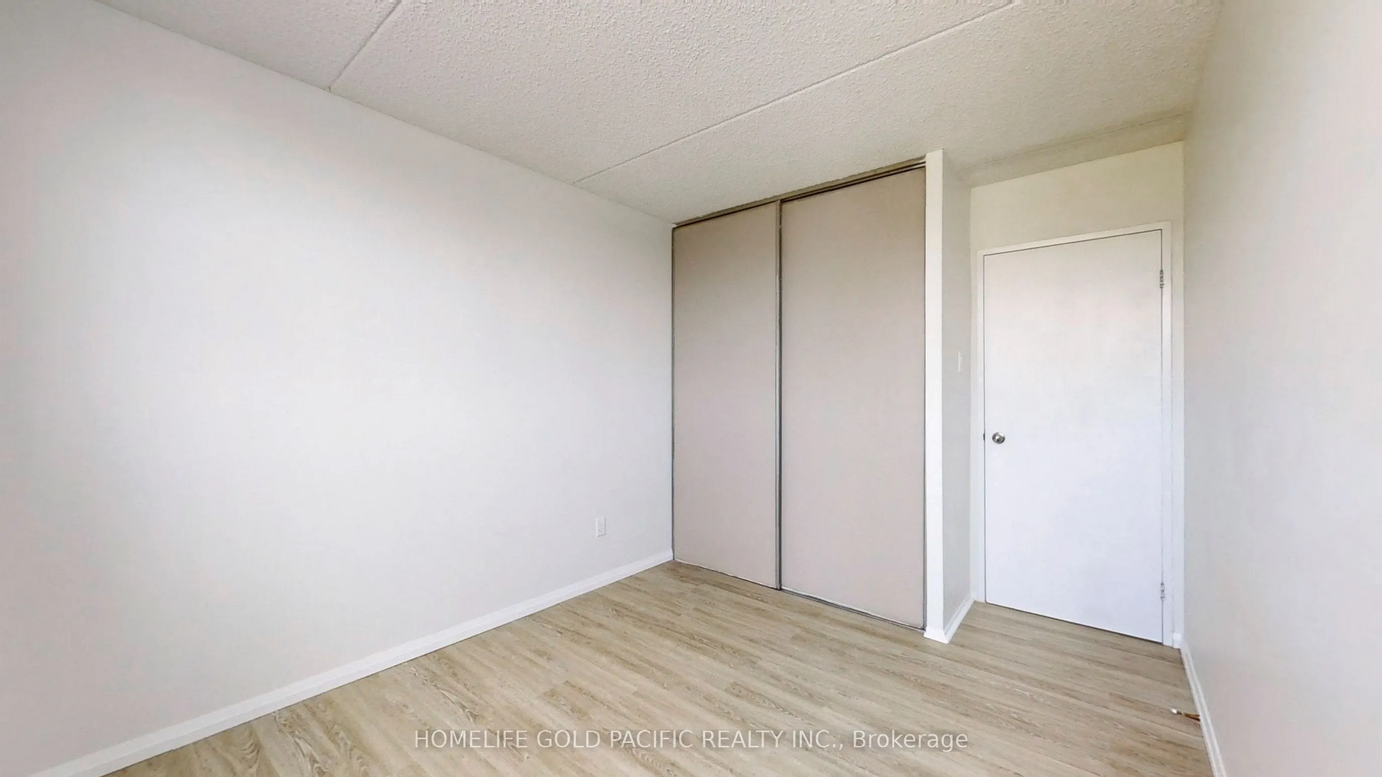 207 Galloway Road #403