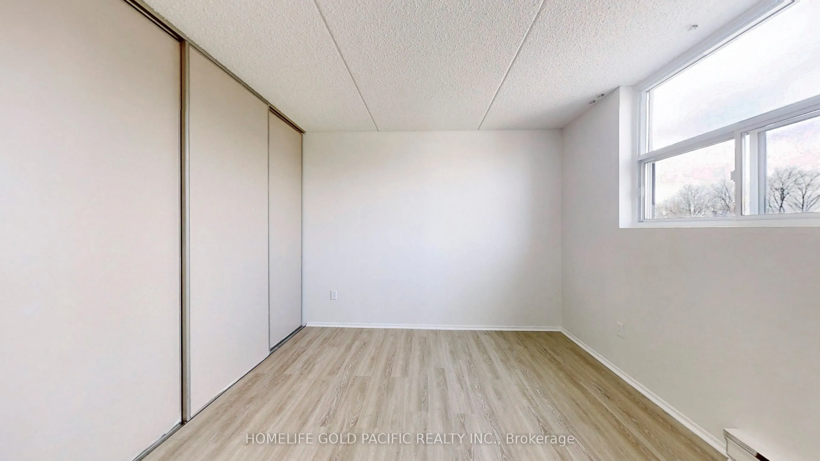 207 Galloway Road #403