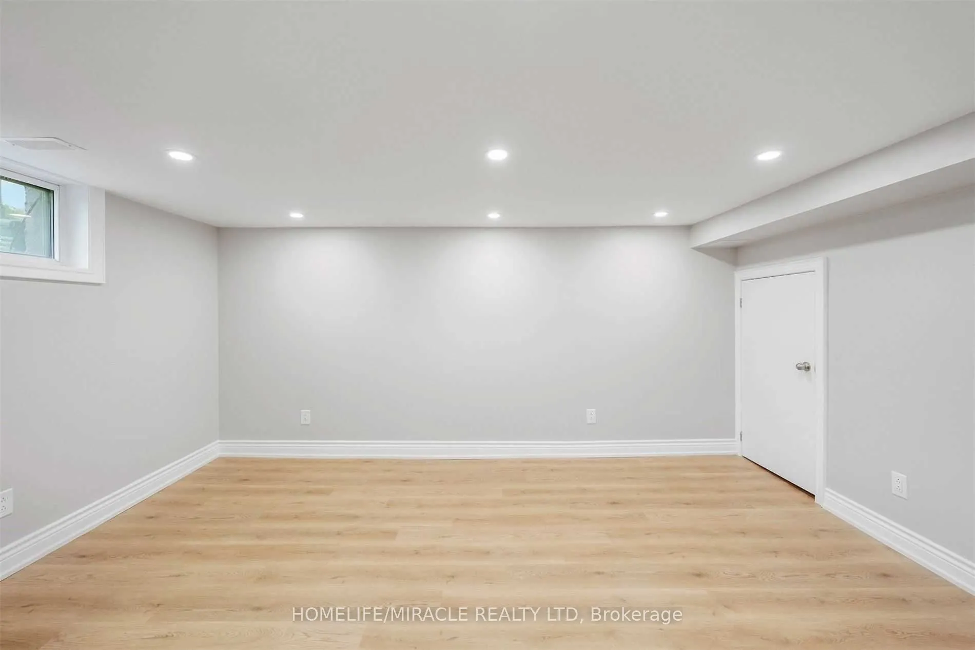 135 Central Park Boulevard N
