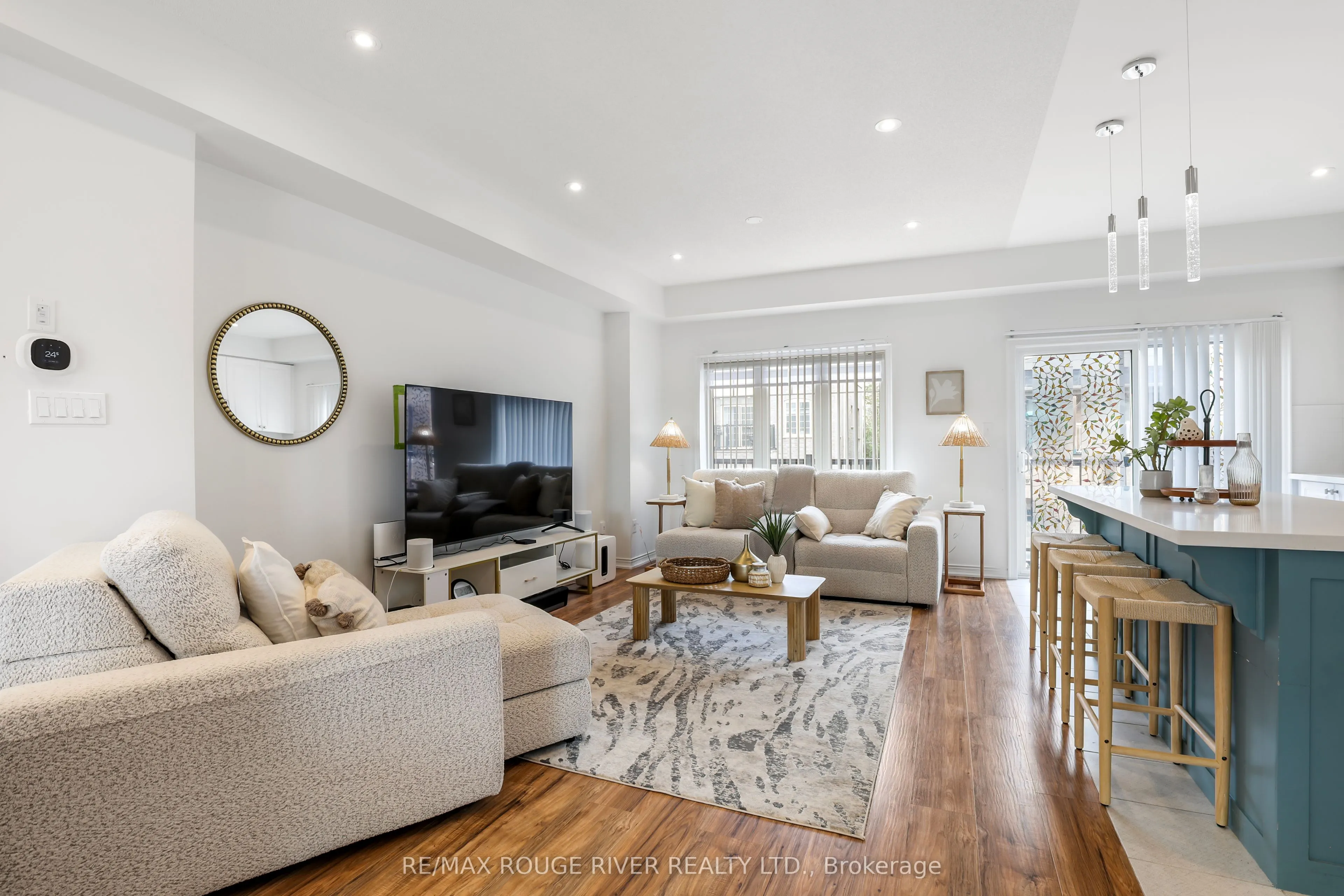 17 Devineridge Avenue