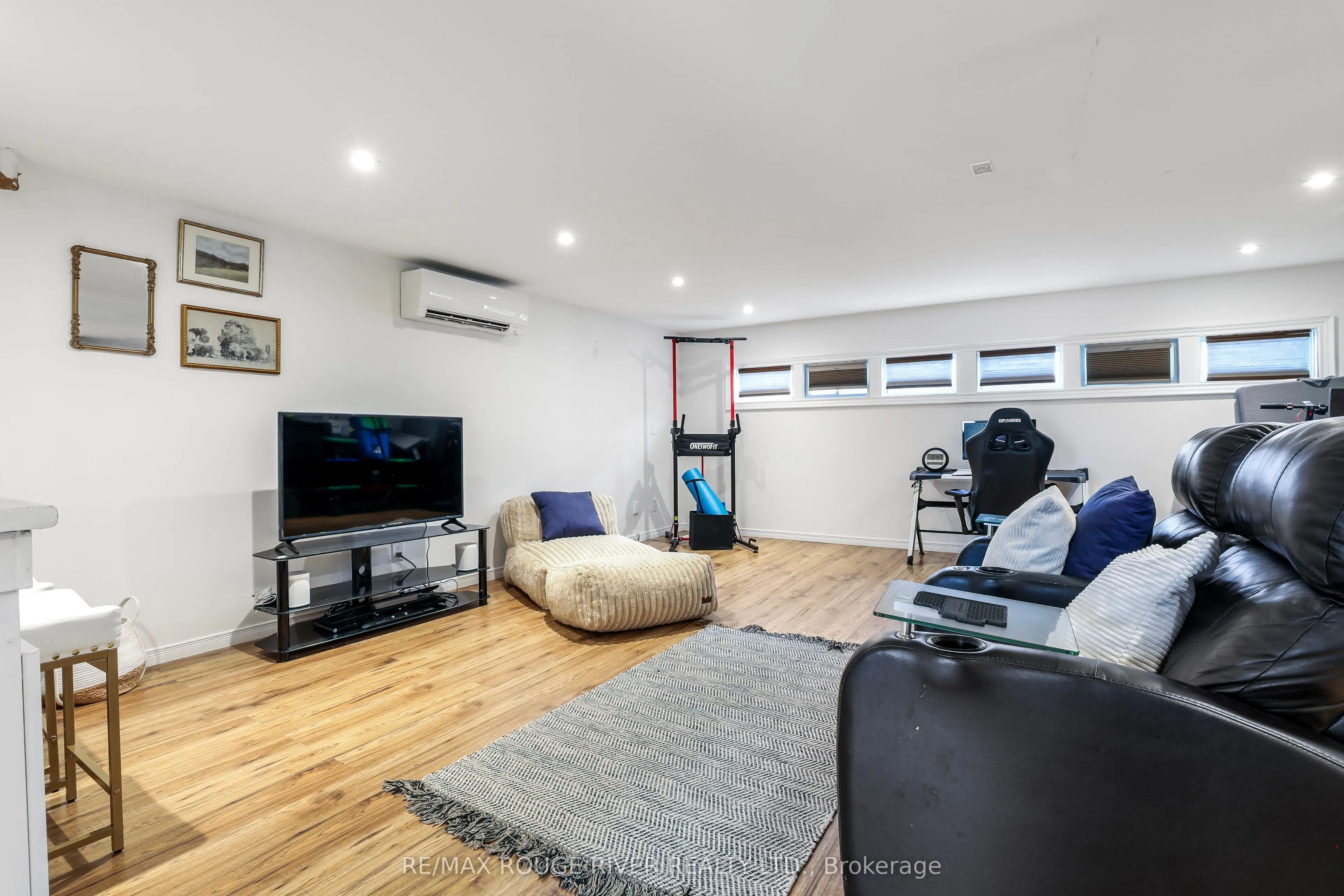 17 Devineridge Avenue