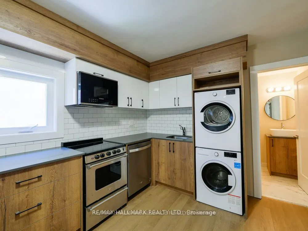 628 Danforth Avenue #202
