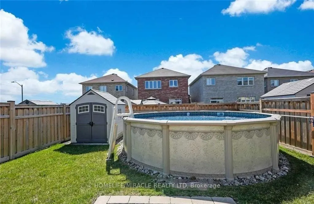 32 Mcdonald Crescent