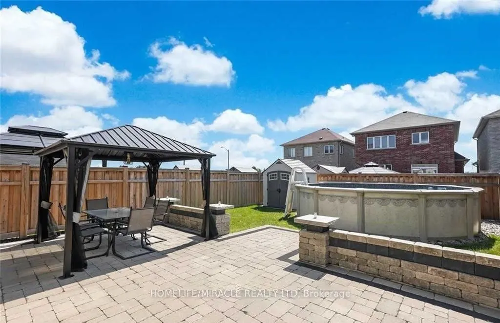 32 Mcdonald Crescent
