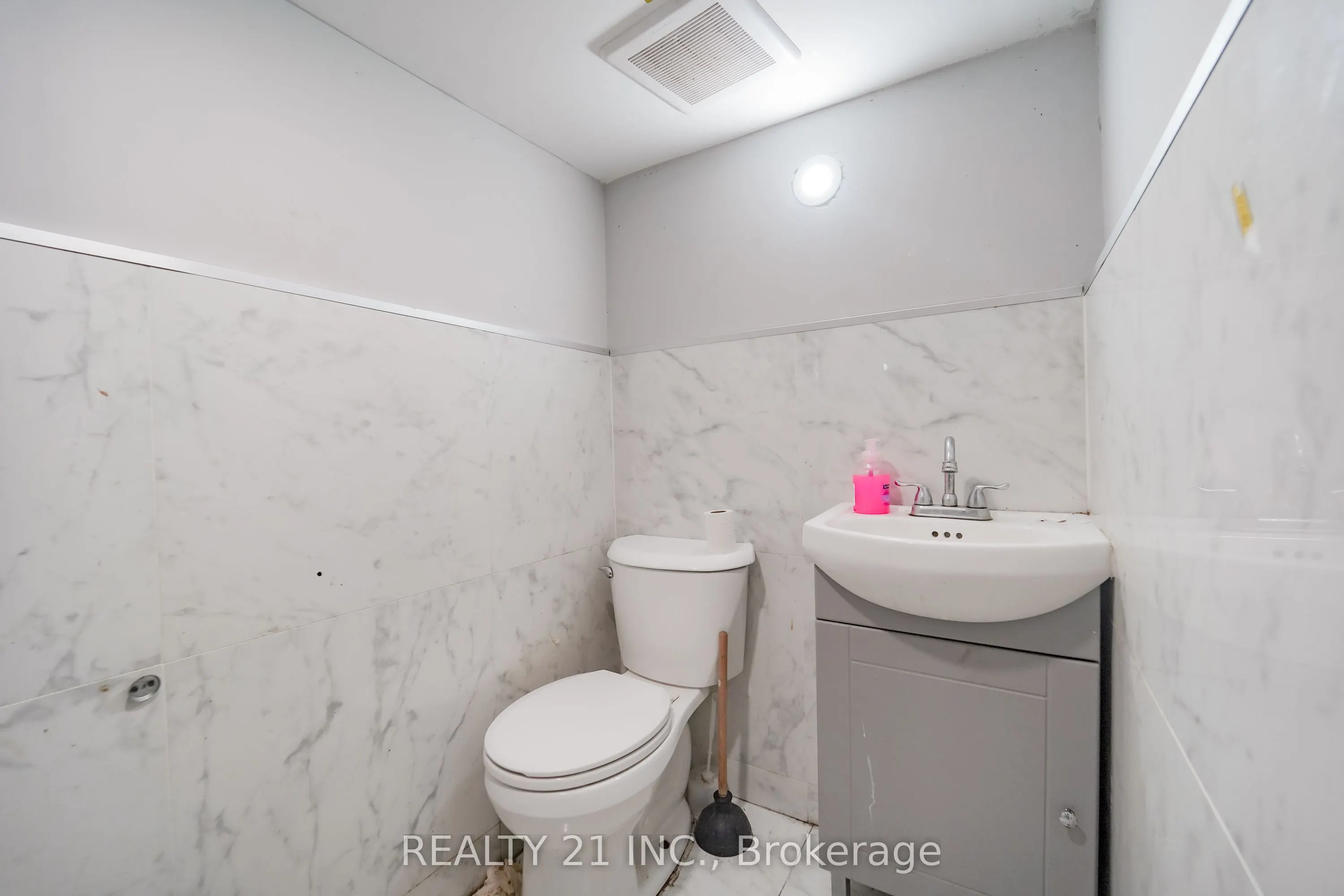 3468 Danforth Avenue