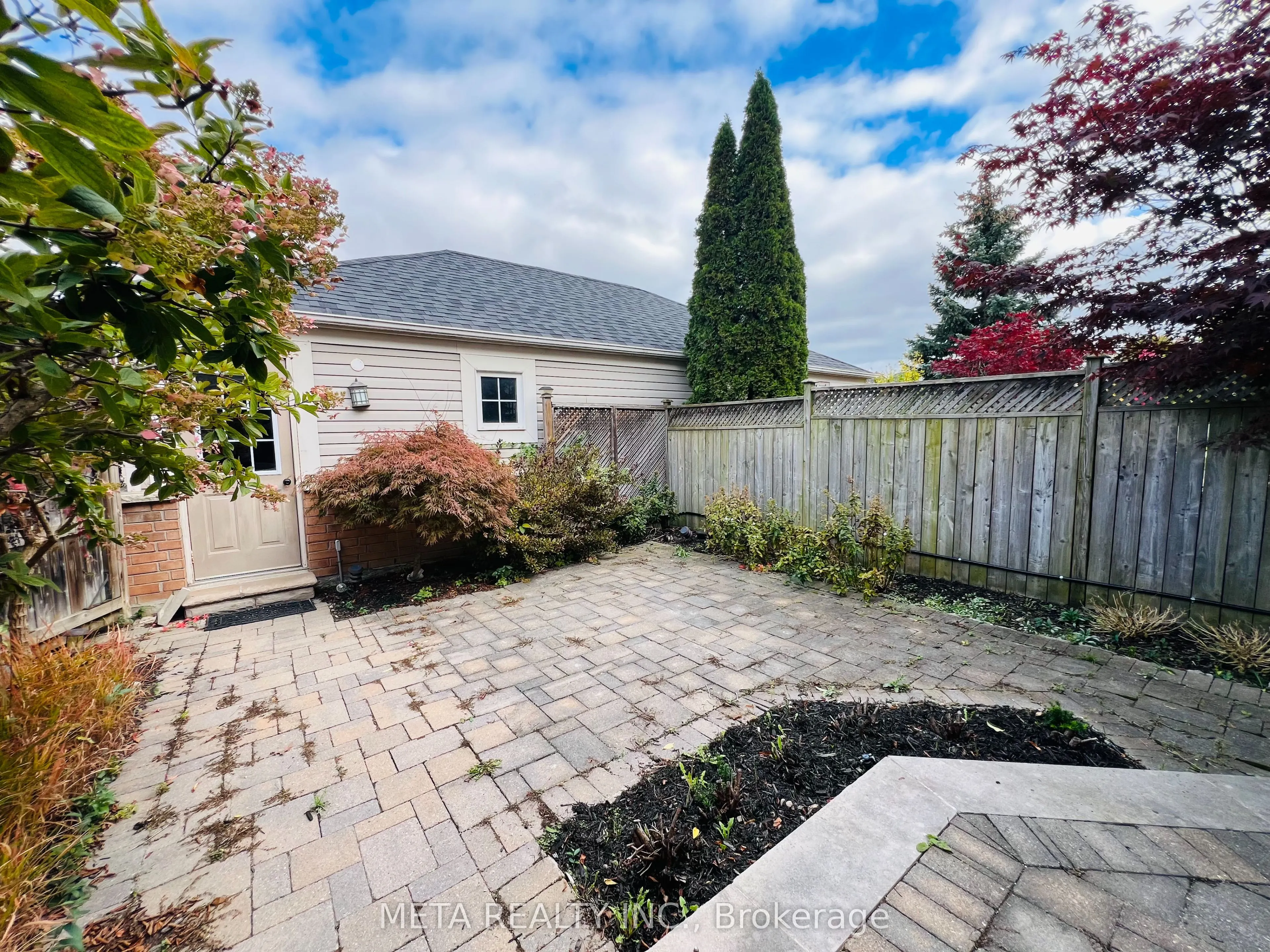 39 Bayside Gate #22