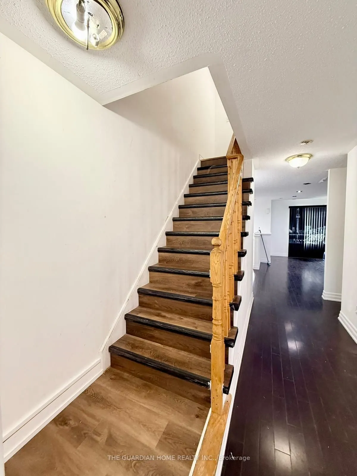 2800 Eglinton Avenue E #1