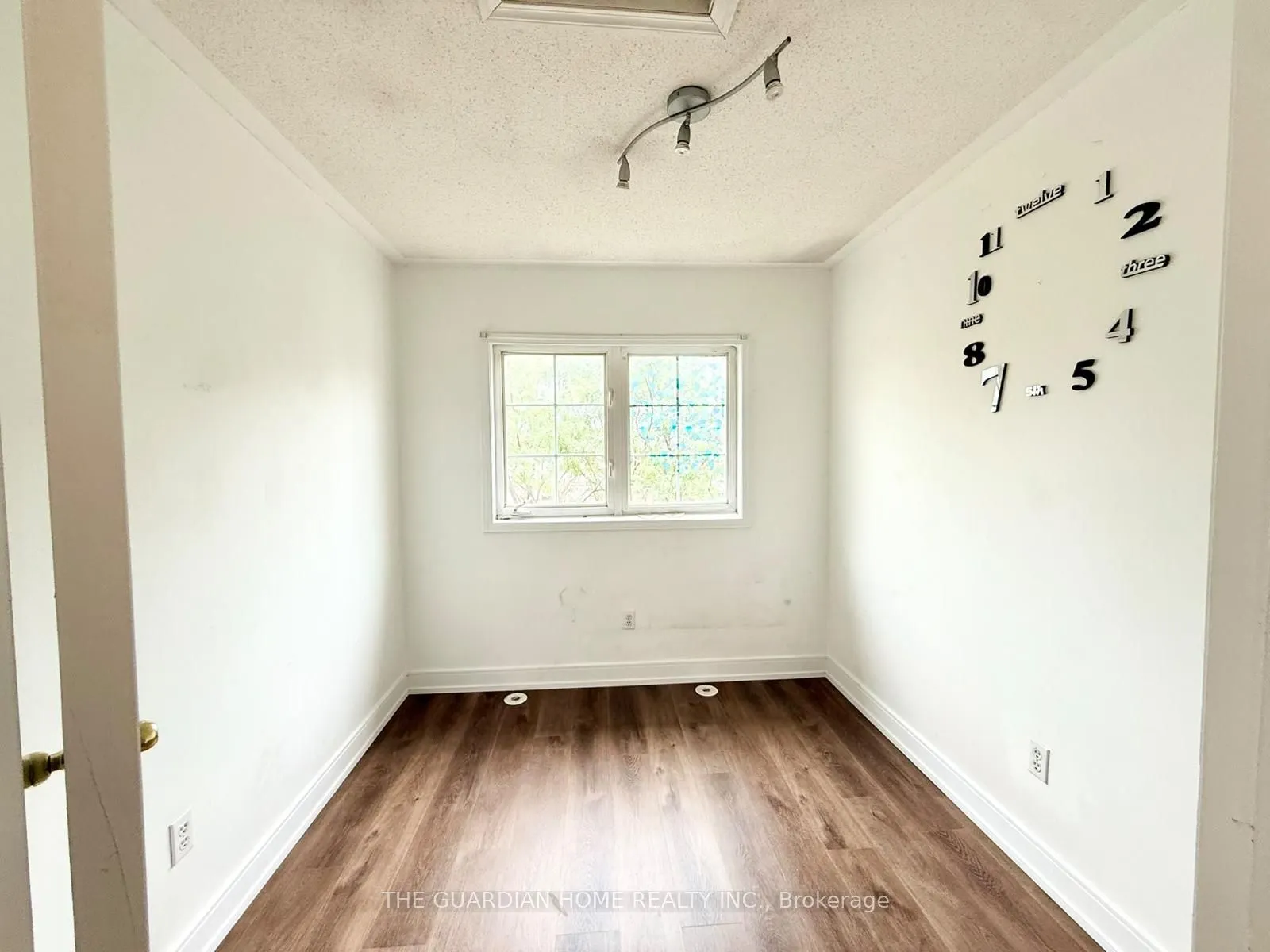 2800 Eglinton Avenue E #1