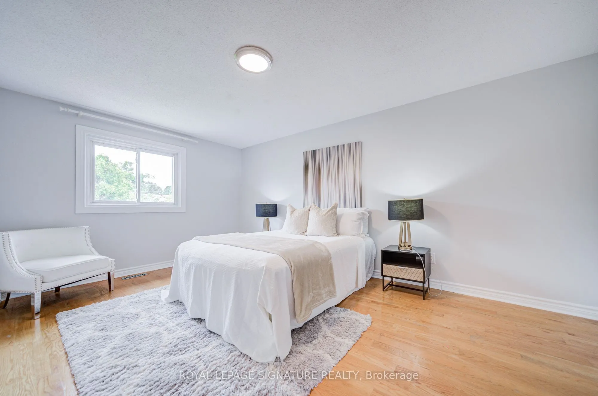1132 Cedarcroft Crescent