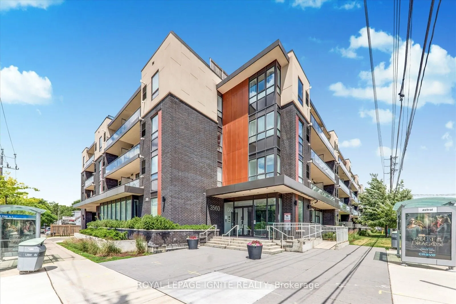3560 St Clair Avenue E #116