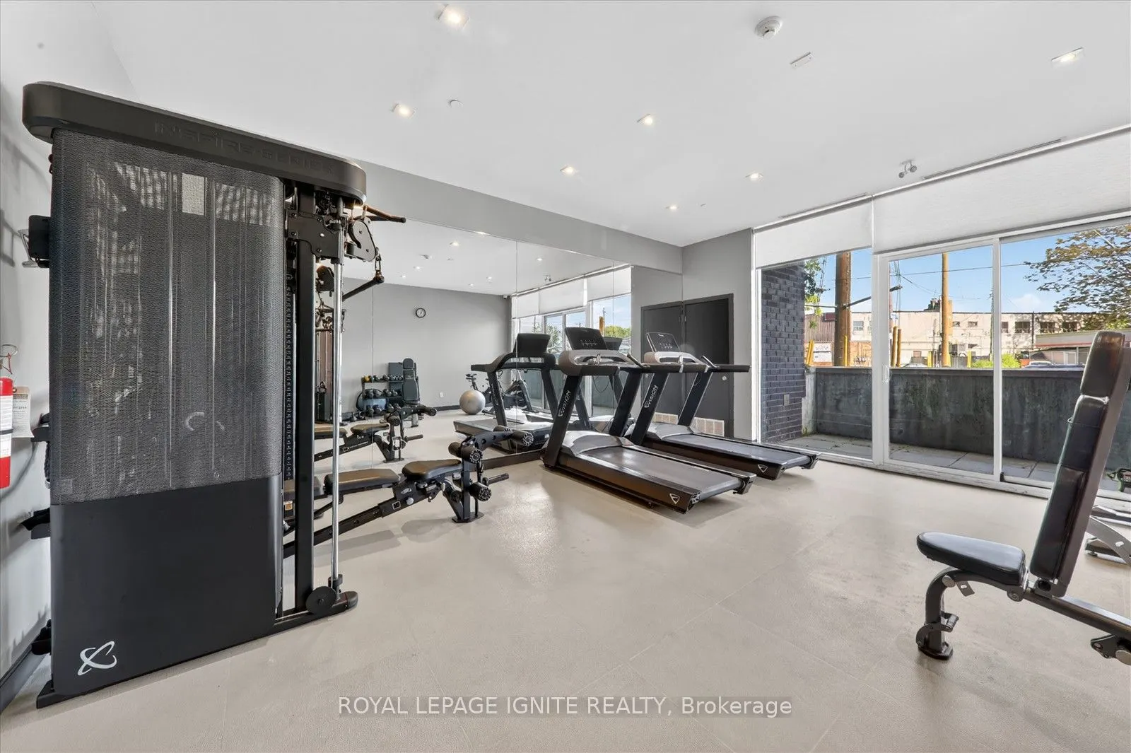 3560 St Clair Avenue E #116