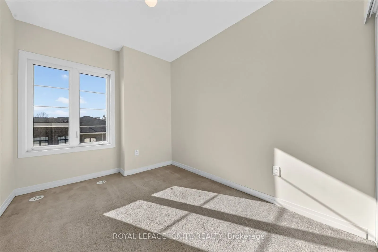 67 King George Way
