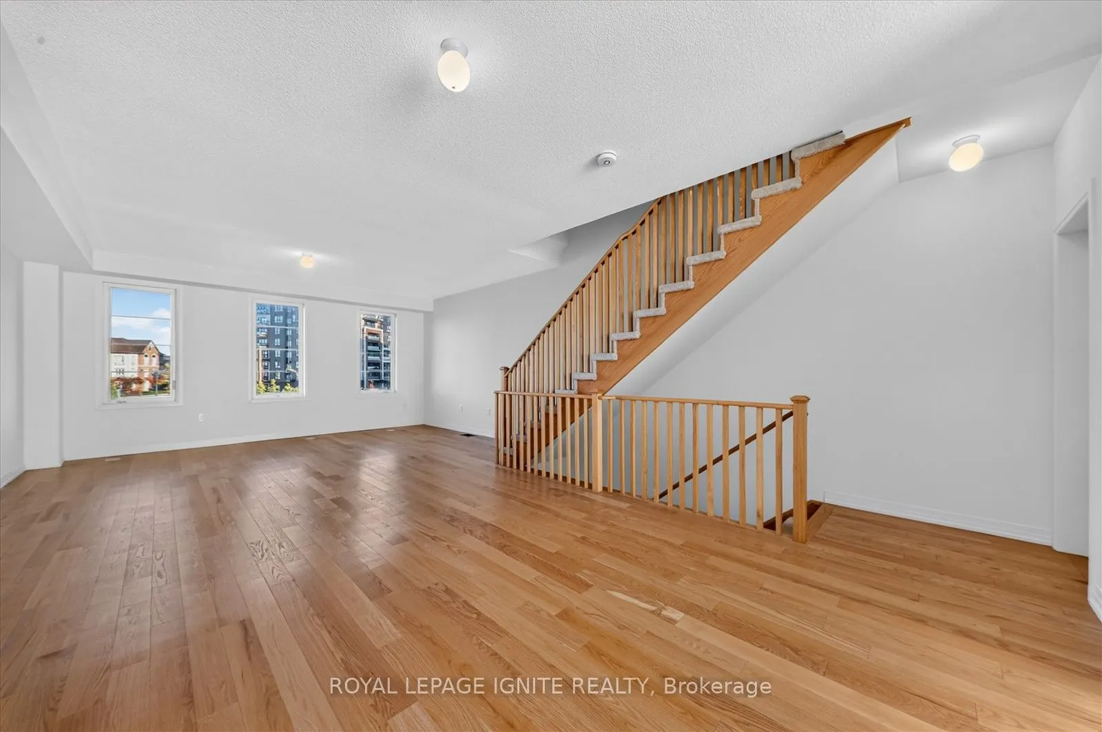 67 King George Way