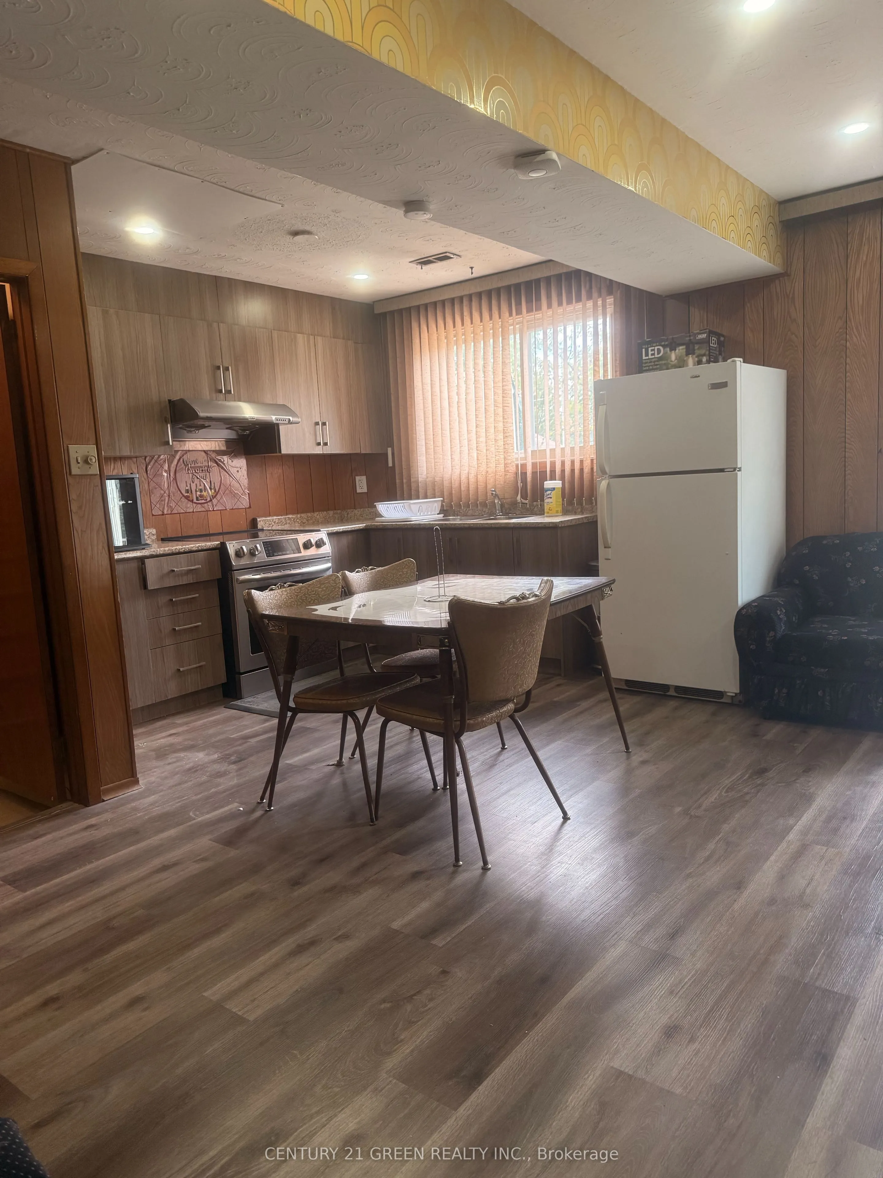 566 Pharmacy Avenue #BSMT